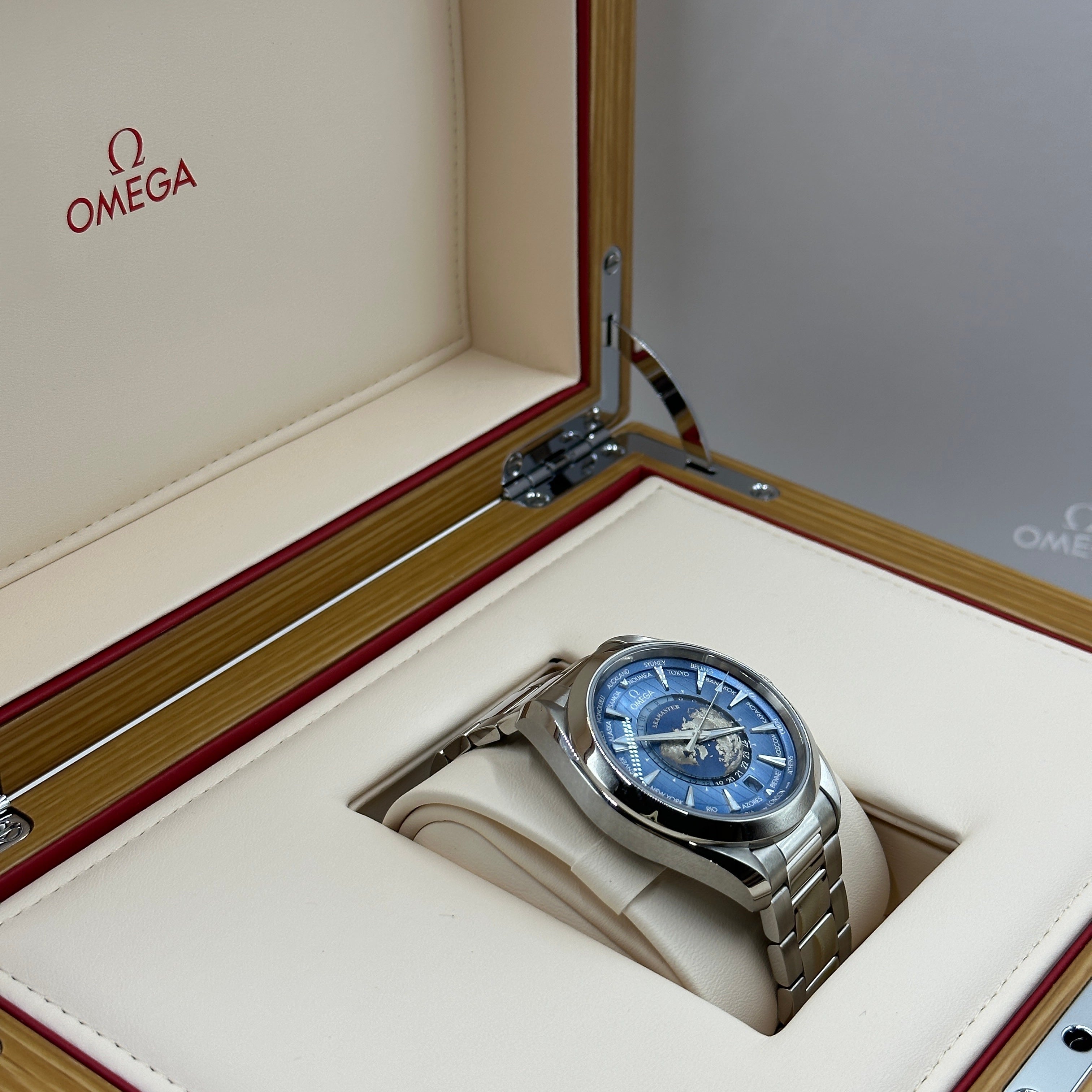 Omega Seamaster Aqua Terra 150M 43mm 220.10.43.22.03.002 2024