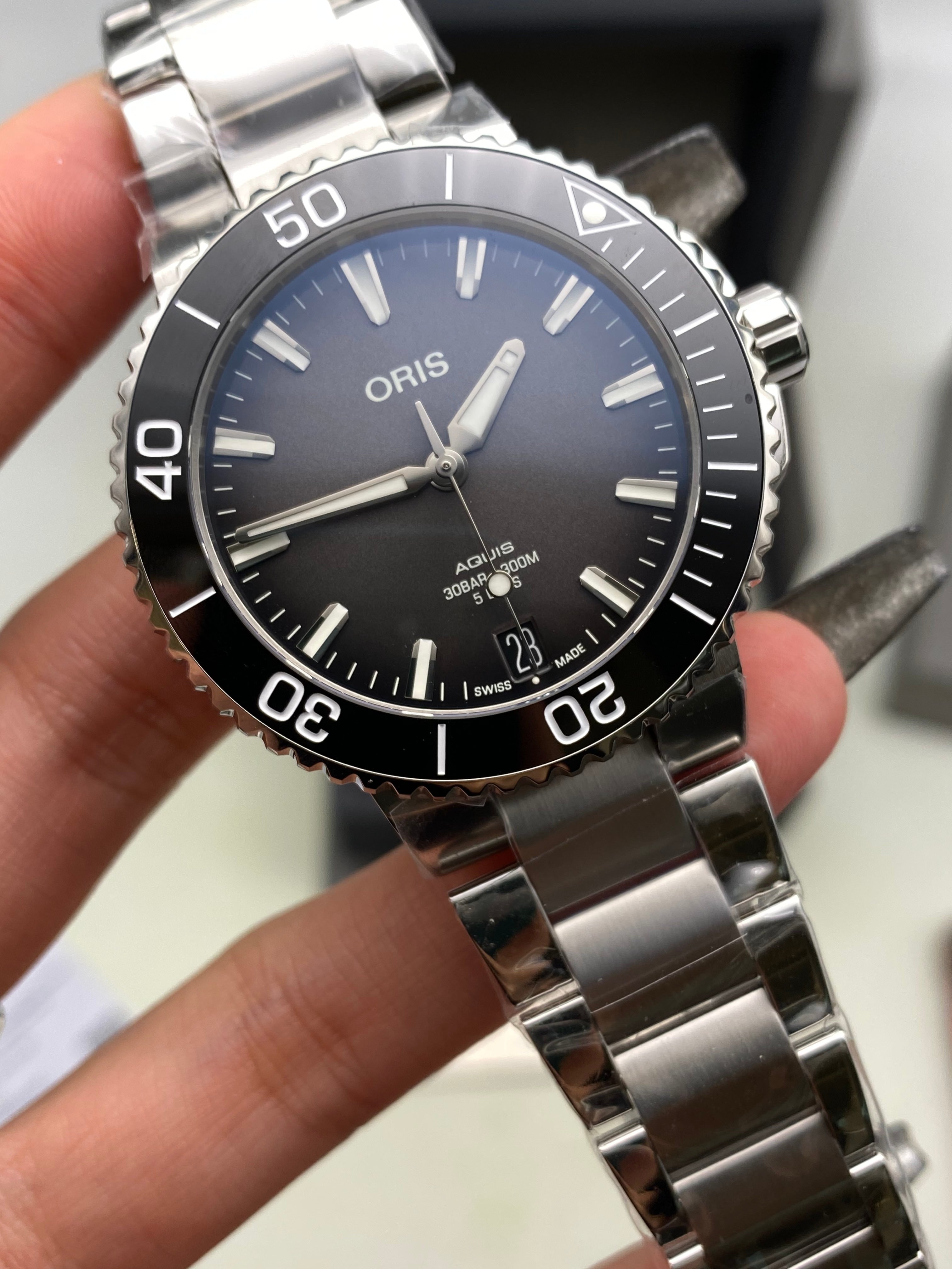 Oris Aquis 41.5mm 01 400 7769 4154 2025