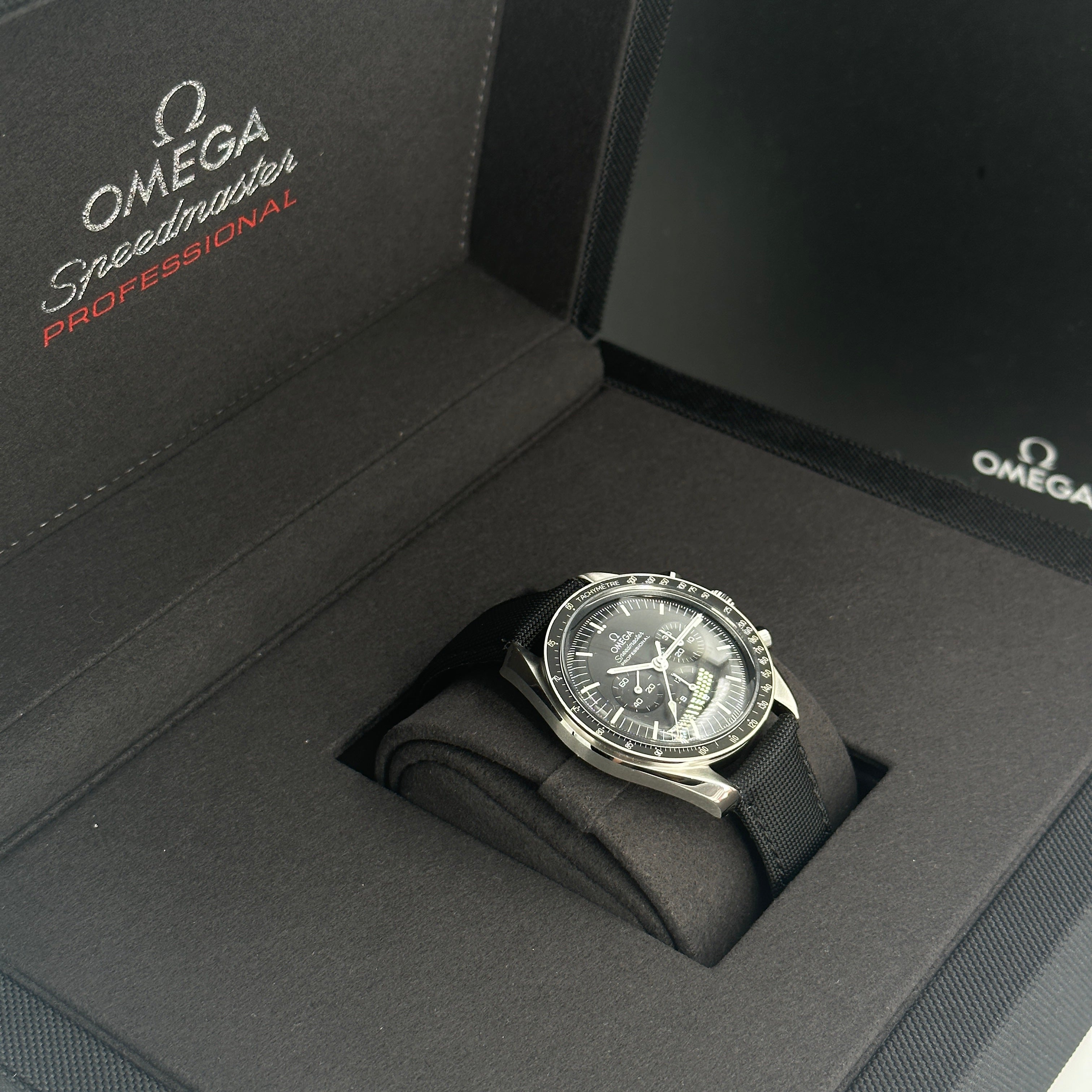 Omega Speedmaster Moonwatch Professional 42 mm 310.32.42.50.01.001 2025