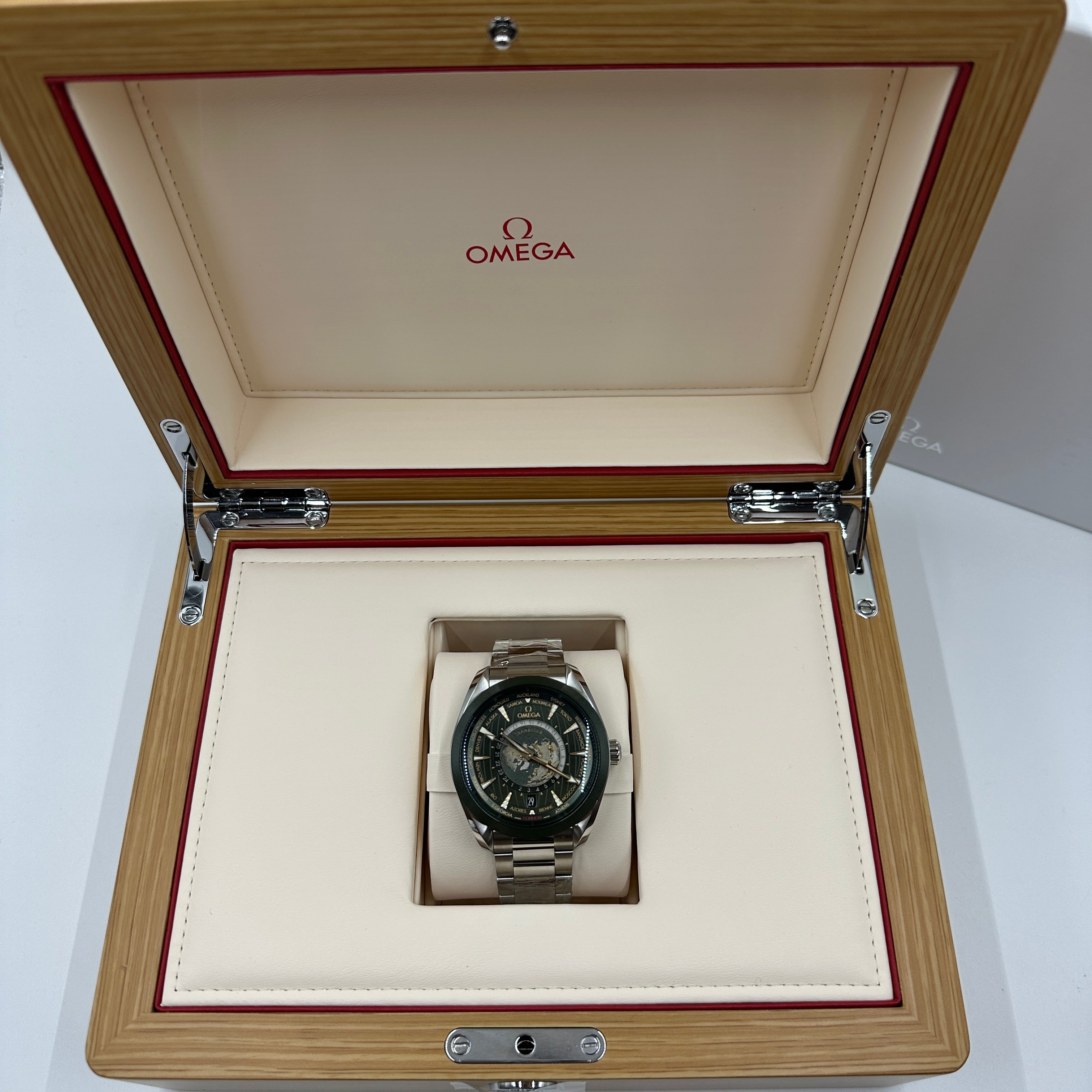Omega Seamaster Aqua Terra 150M 43 mm 220.30.43.22.10.001 2023 GKO