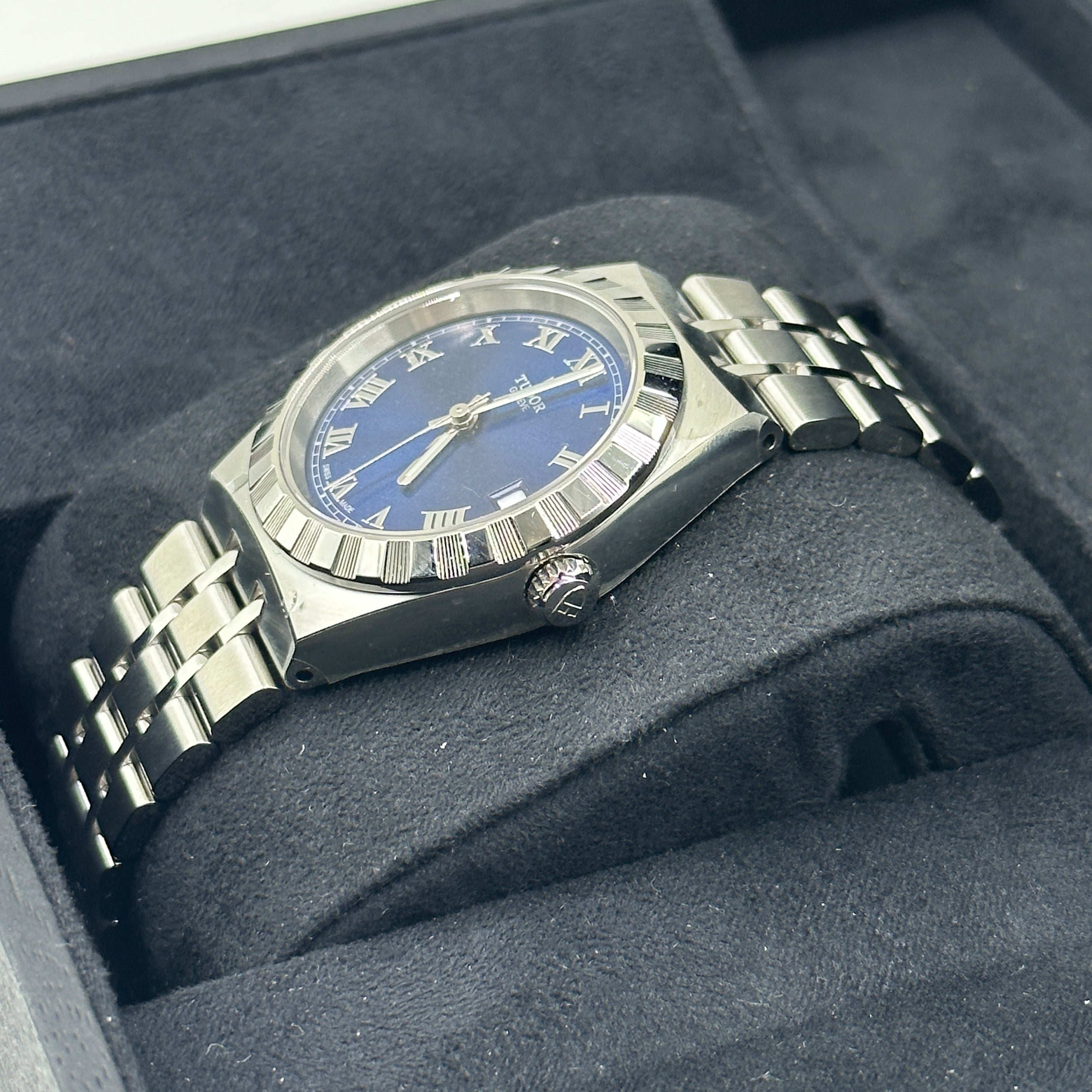 Tudor Tudor Royal 34mm 28400-0006 Blue Roman Steel 2023