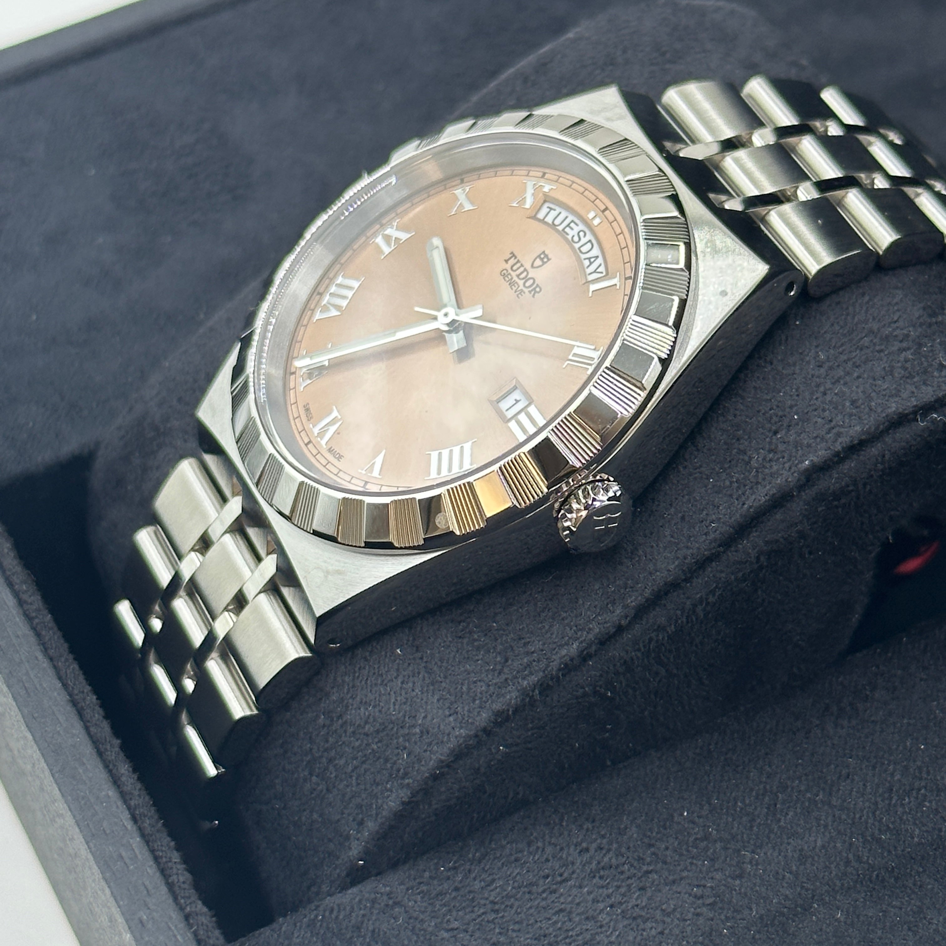 Tudor Tudor Royal 41mm 28600-0009 Pink Roman 2025