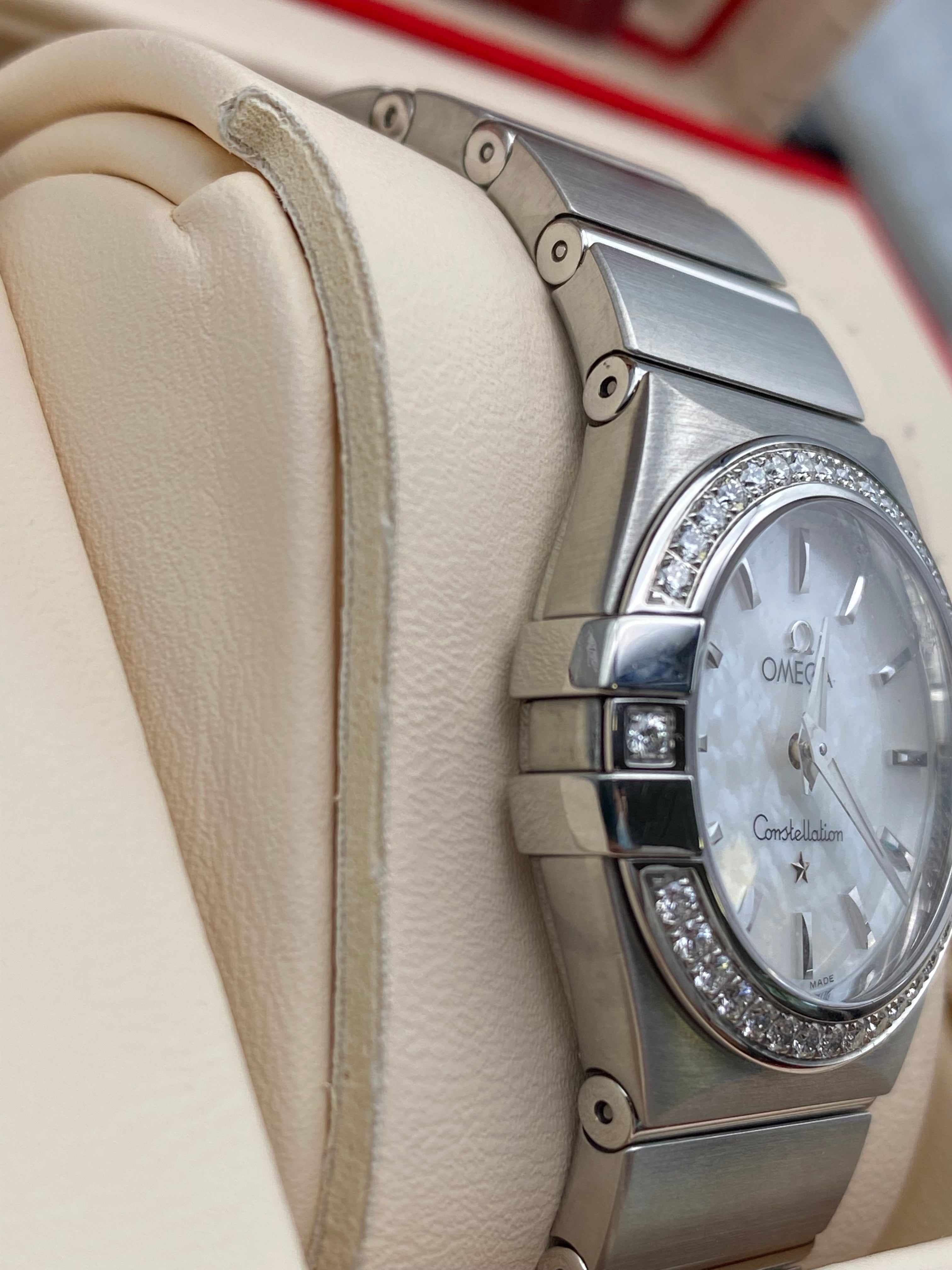 Omega Constellation 27mm 123.15.27.60.05.001 2025