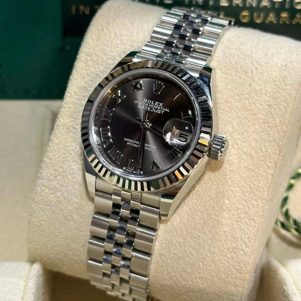 Rolex Lady-Datejust 279174 Grey Roman Oyster 2025