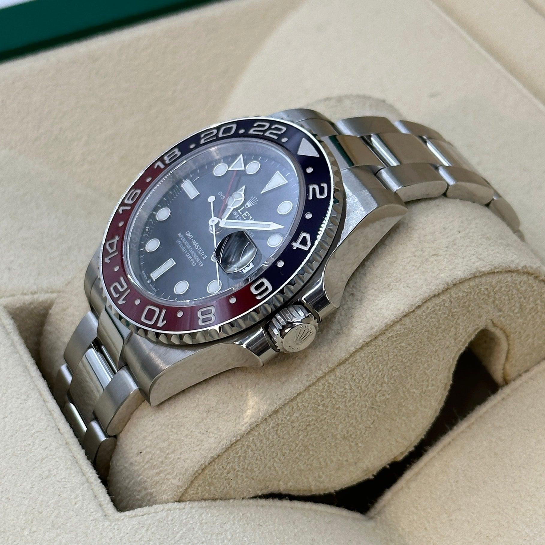 Rolex GMT-Master II 40mm 126710Blro Oyster 2025