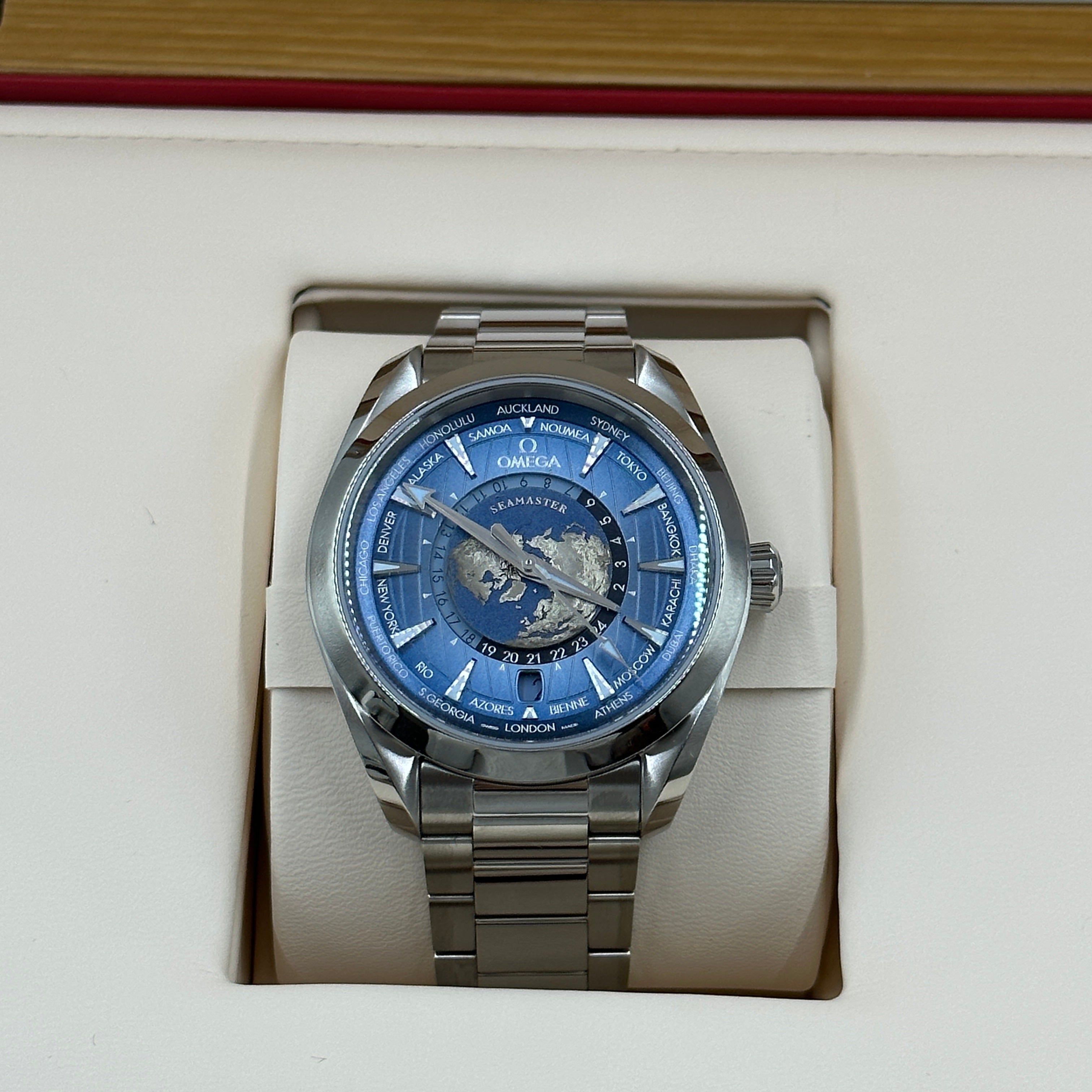 Omega Seamaster Aqua Terra 150M 43mm 220.10.43.22.03.002 2024