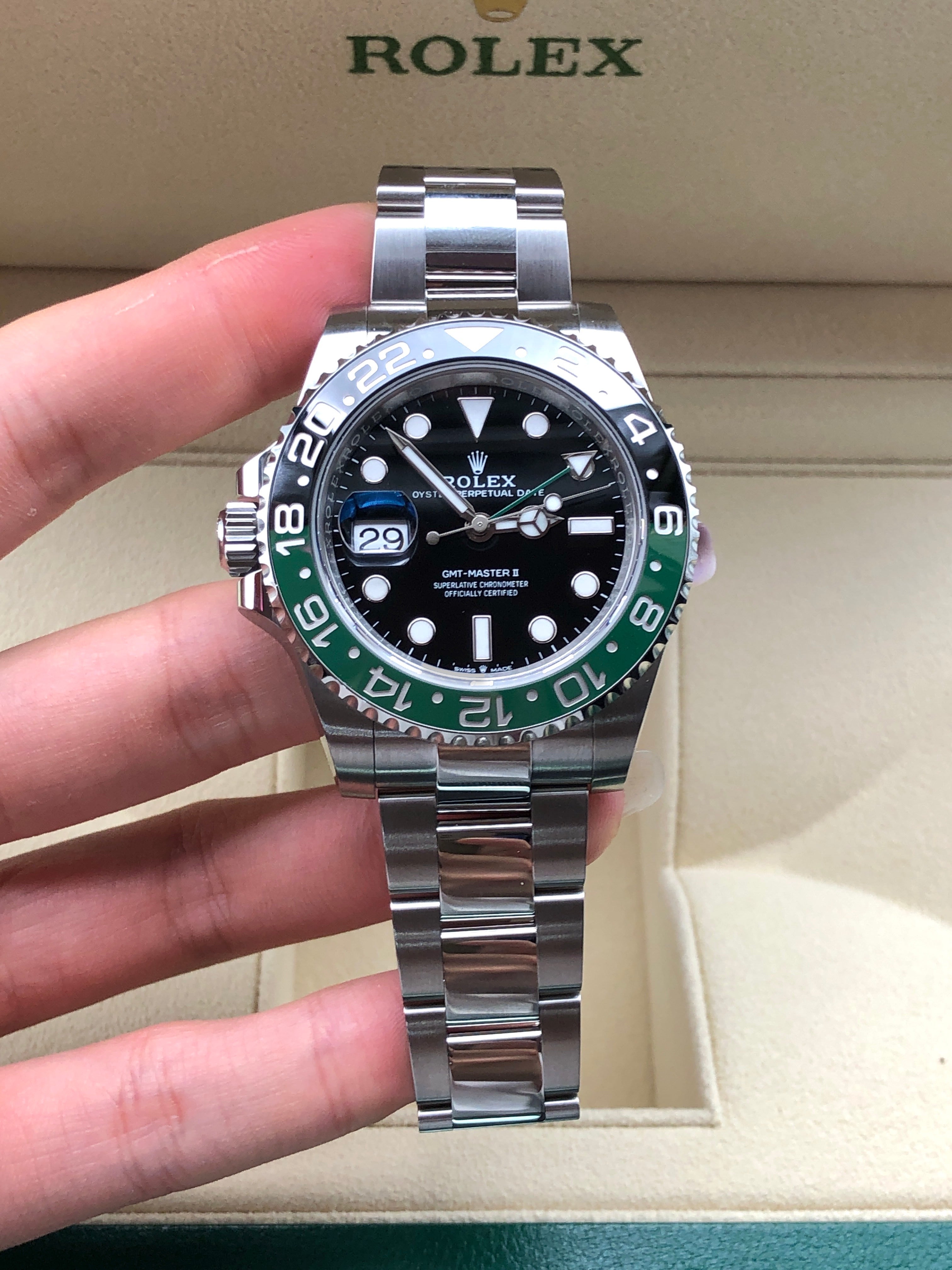 Rolex GMT-Master II 40mm 126720Vtnr Oyster 2024