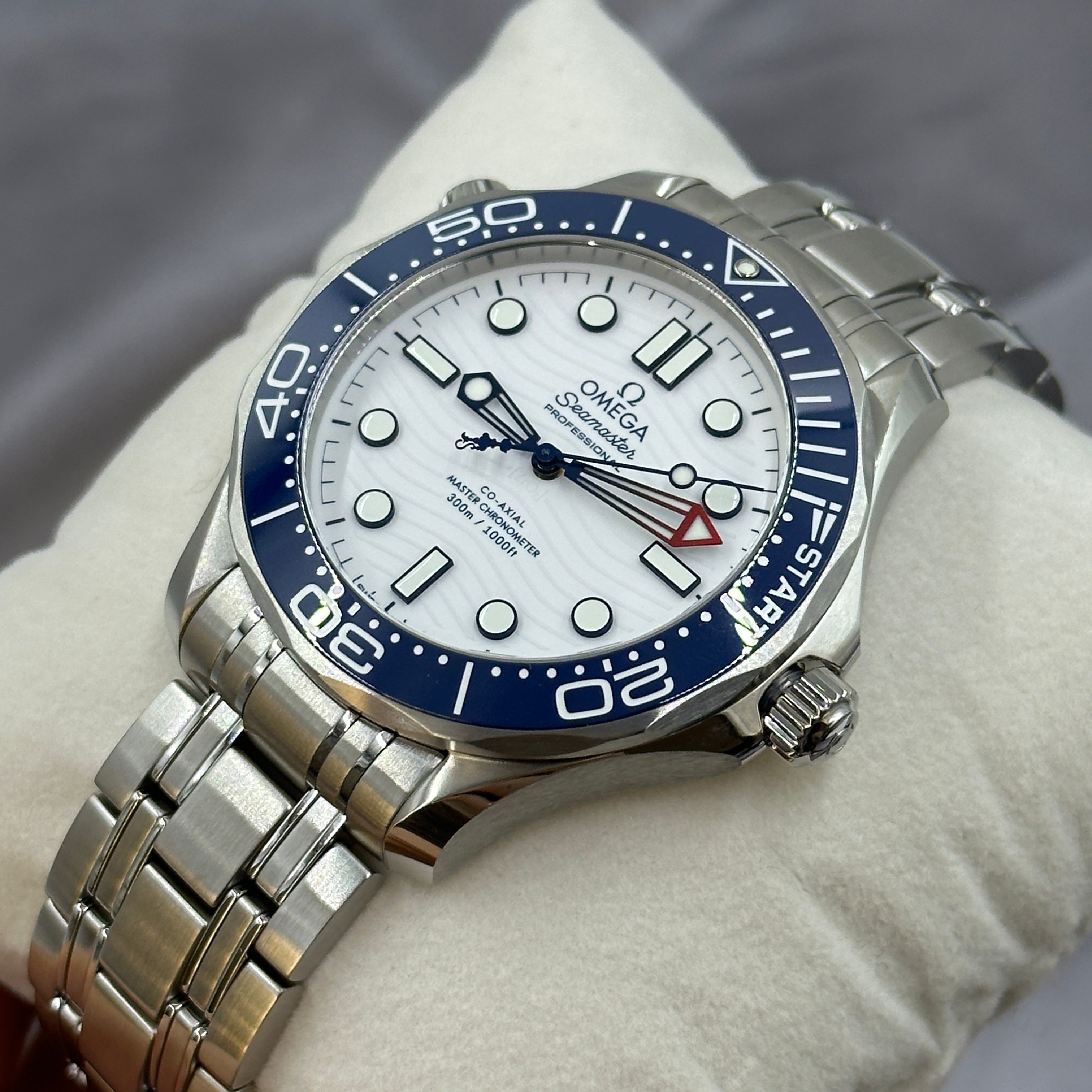 Omega Seamaster Diver 300M 42mm 210.30.42.20.04.002 2024 JLV