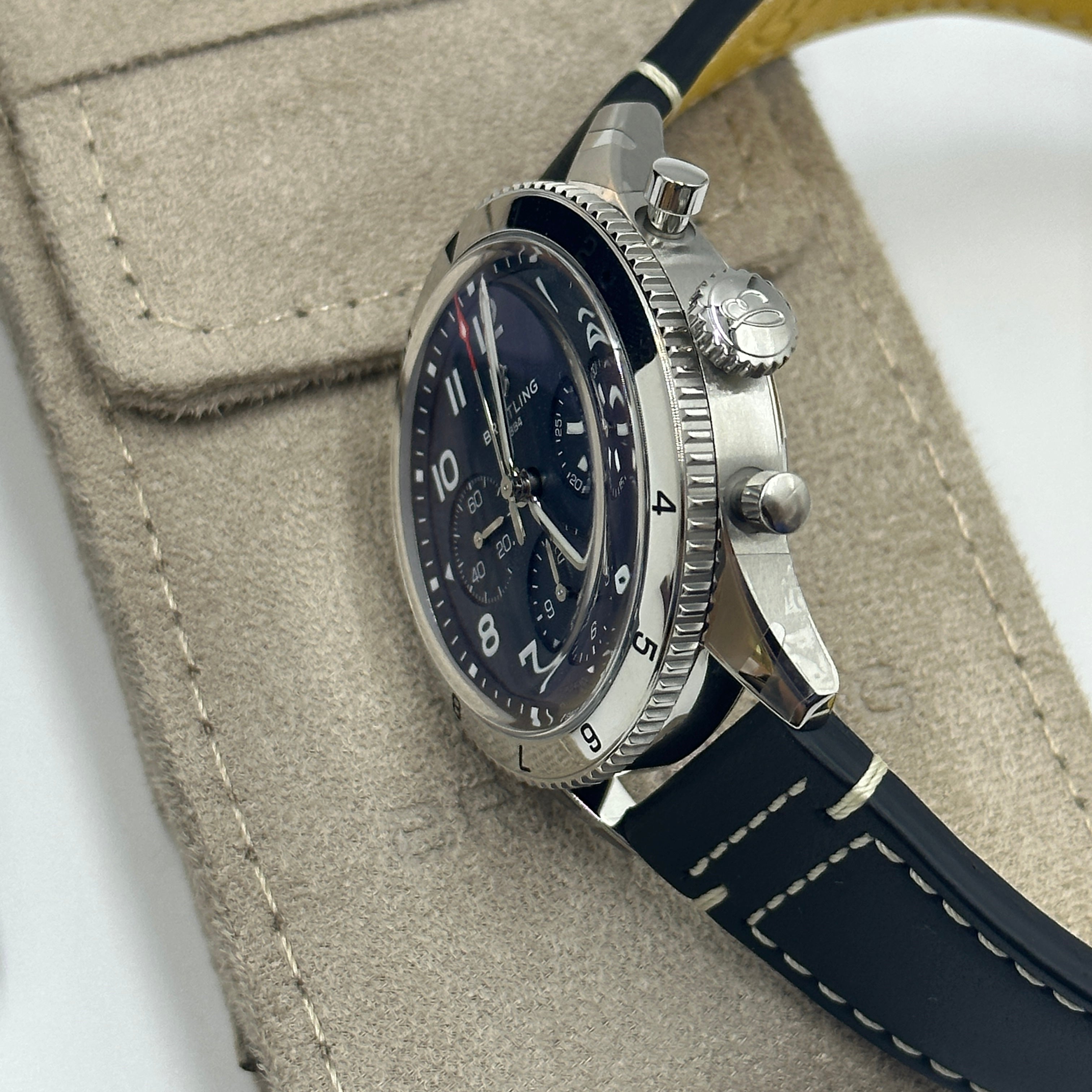 Breitling Classic AVI 42mm Chronograph 42 Tribute to Vought F4U Corsair A233801A1C1A1 2025