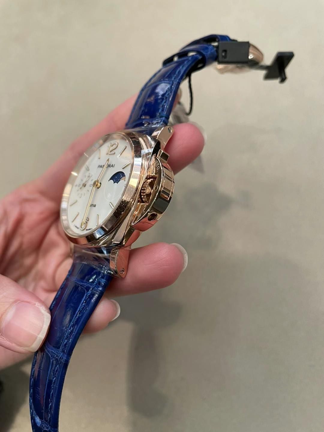 Panerai Luminor Due Luna Goldtech PAM01181