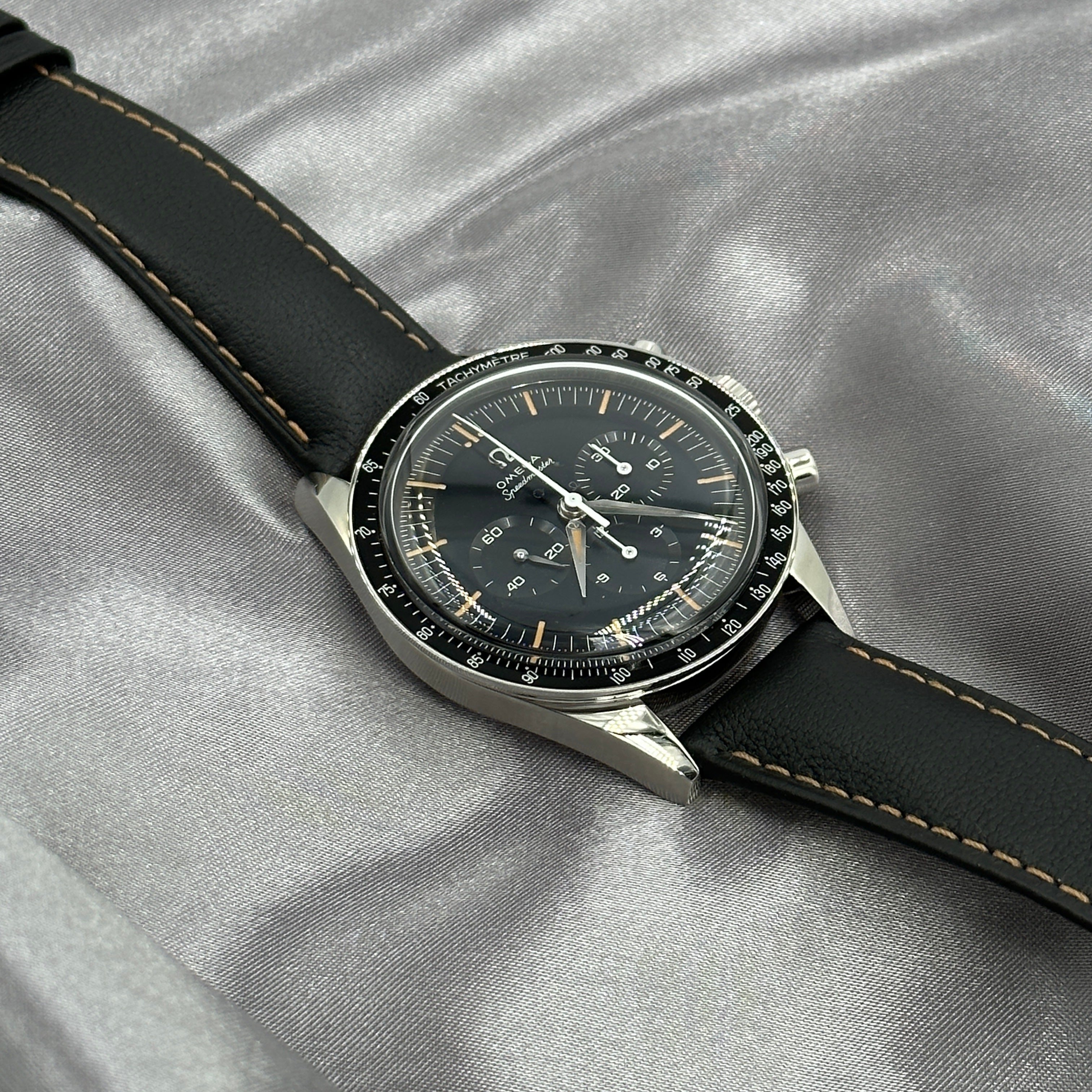 Omega Speedmaster First Omega In Space 39.7mm 310.32.40.50.06.001 2025 JHP