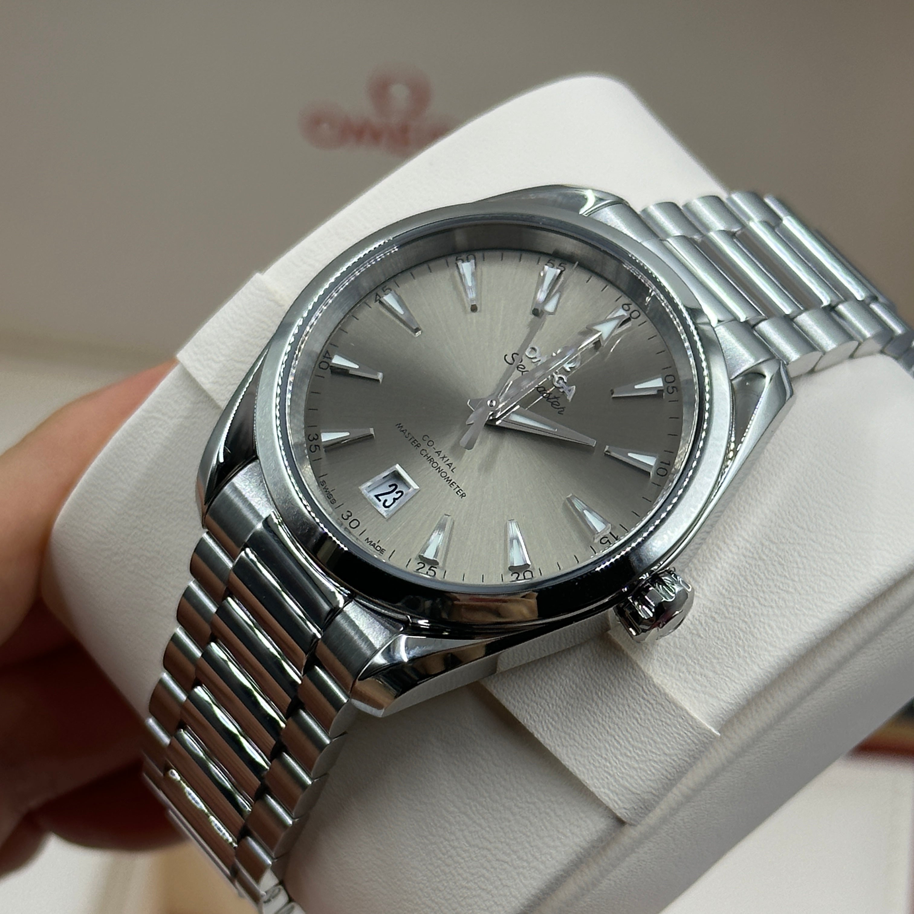 Omega Seamaster Aqua Terra Shades 38 mm 220.10.38.20.09.001 2025