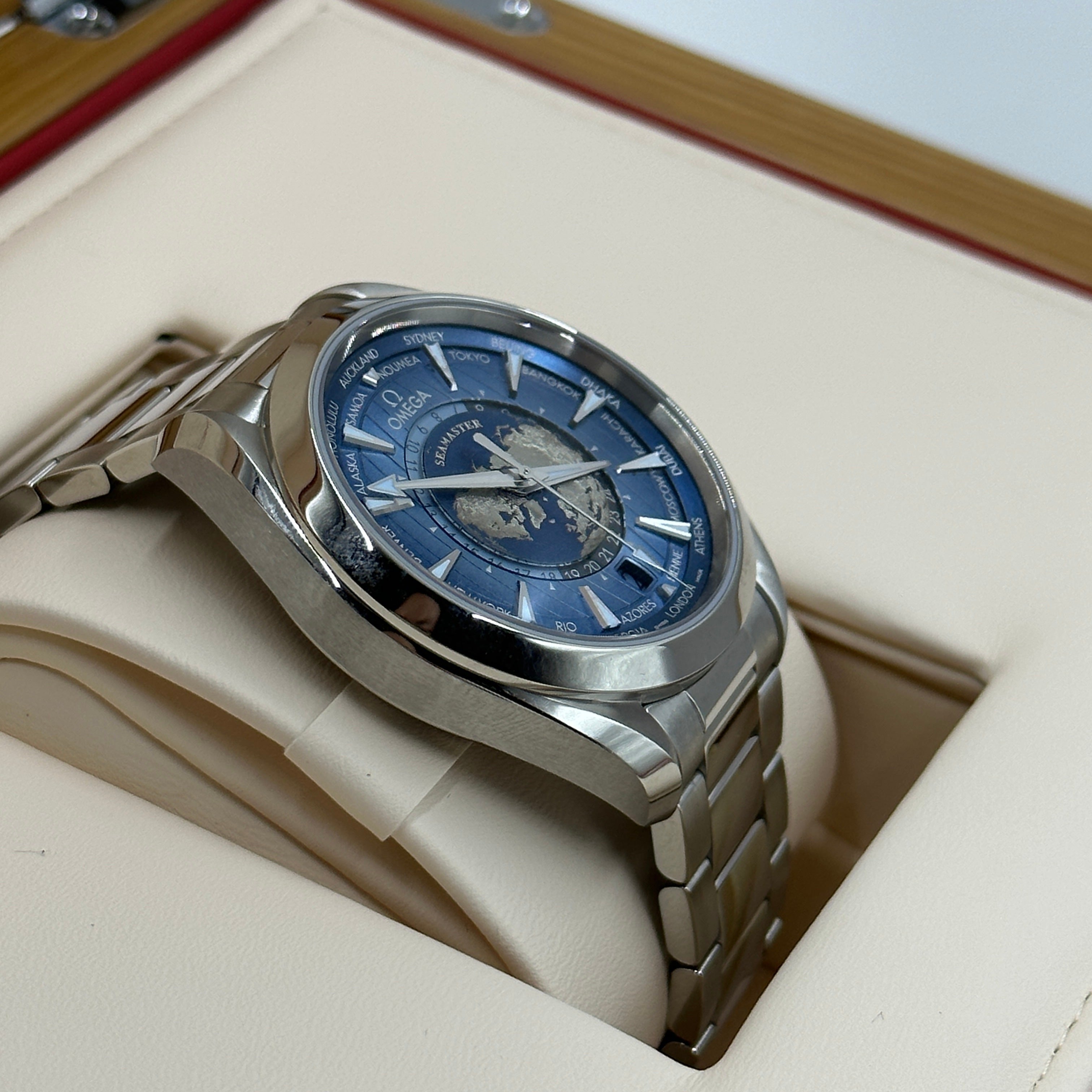 Omega Seamaster Aqua Terra 150M 43mm 220.10.43.22.03.002 2024