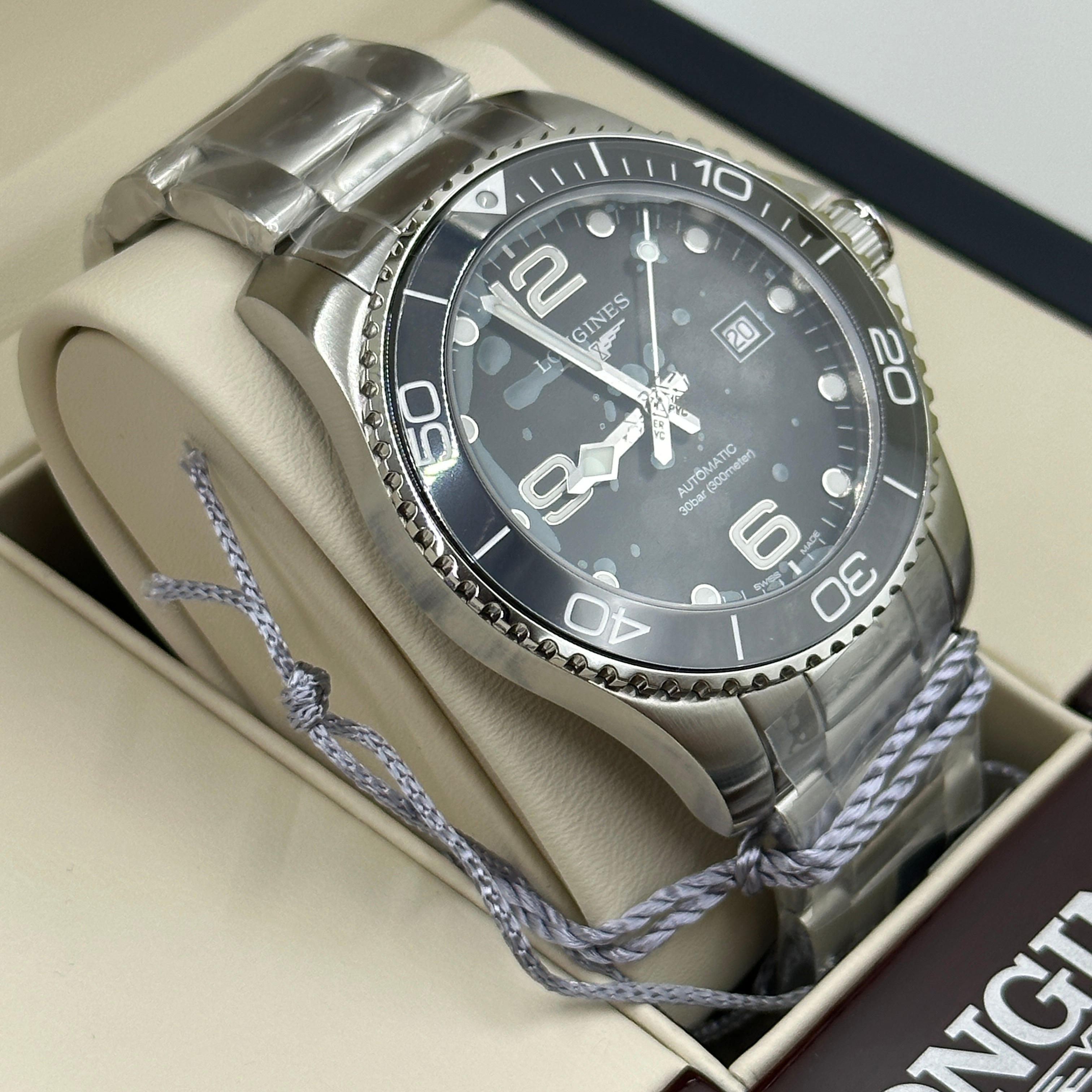 Longines HydroConquest 43mm L3.782.4.56.6 2025