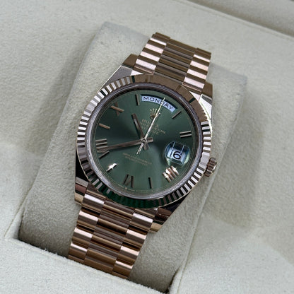 Rolex Day-Date 40 40mm 228235 Green Roman 2024