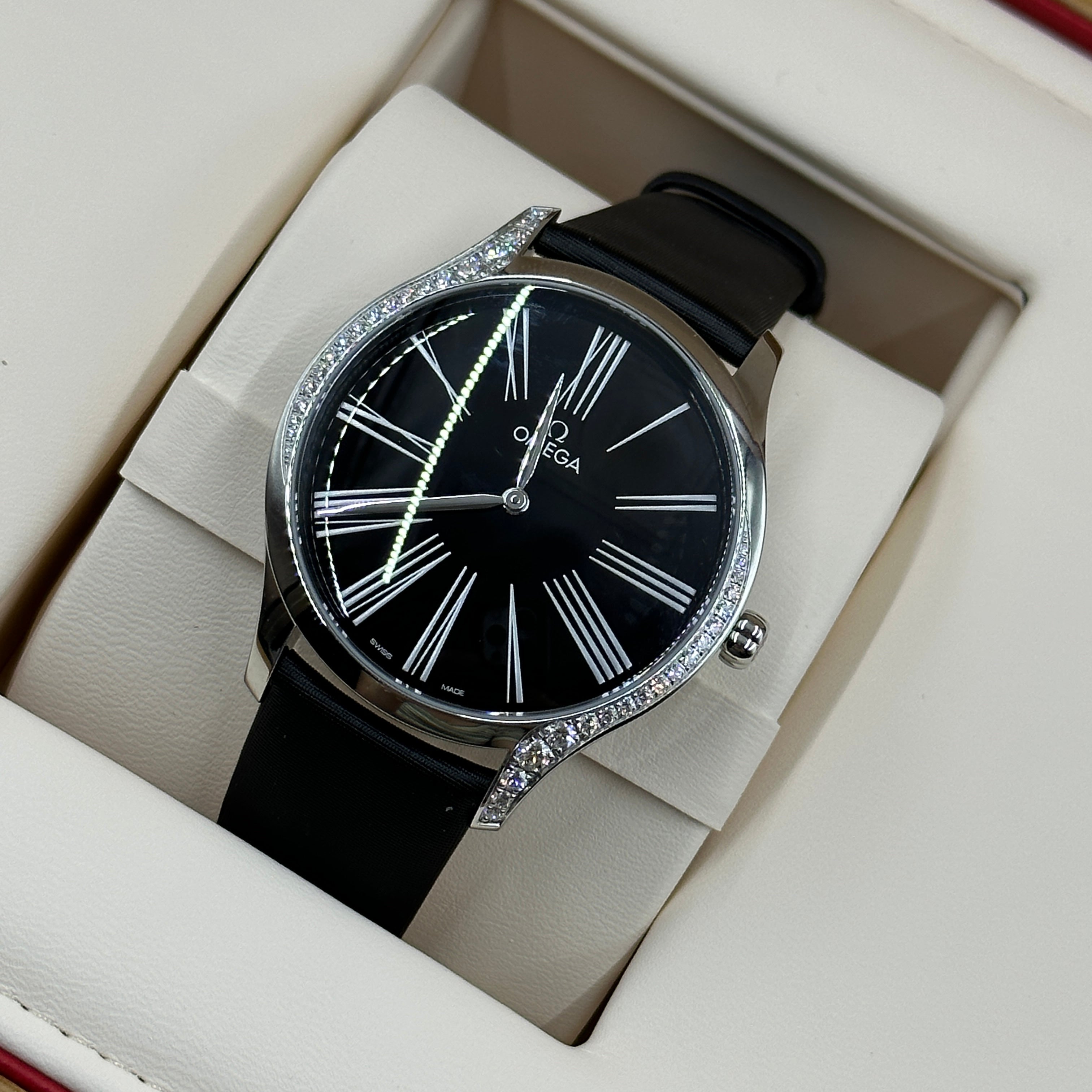 Omega De Ville Tresor 39 mm 428.17.39.60.01.001 2025