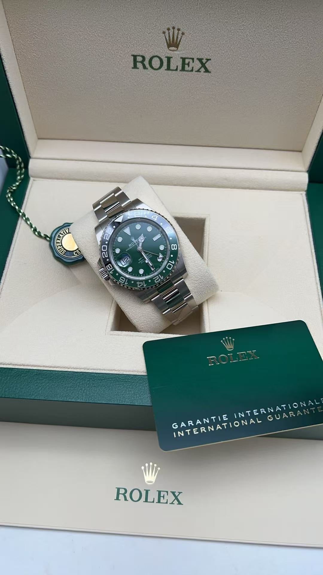Rolex GMT-Master II 40mm 126729Vtnr 2025