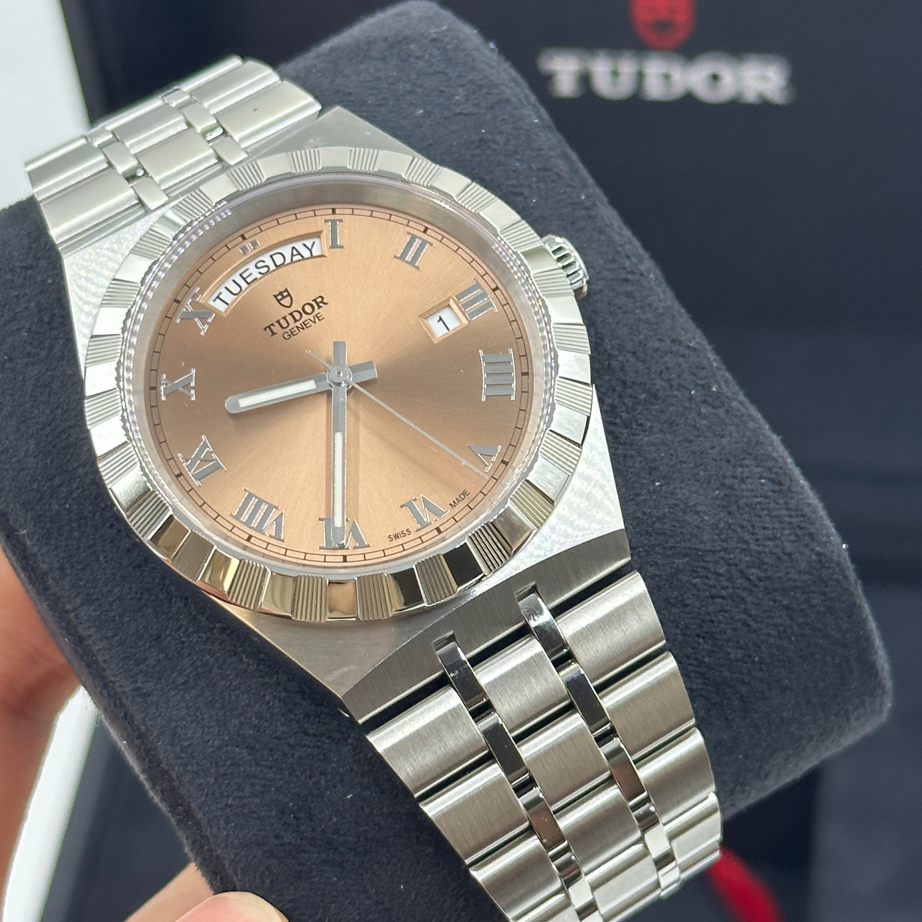 Tudor Tudor Royal 41mm 28600-0009 Pink Roman 2025