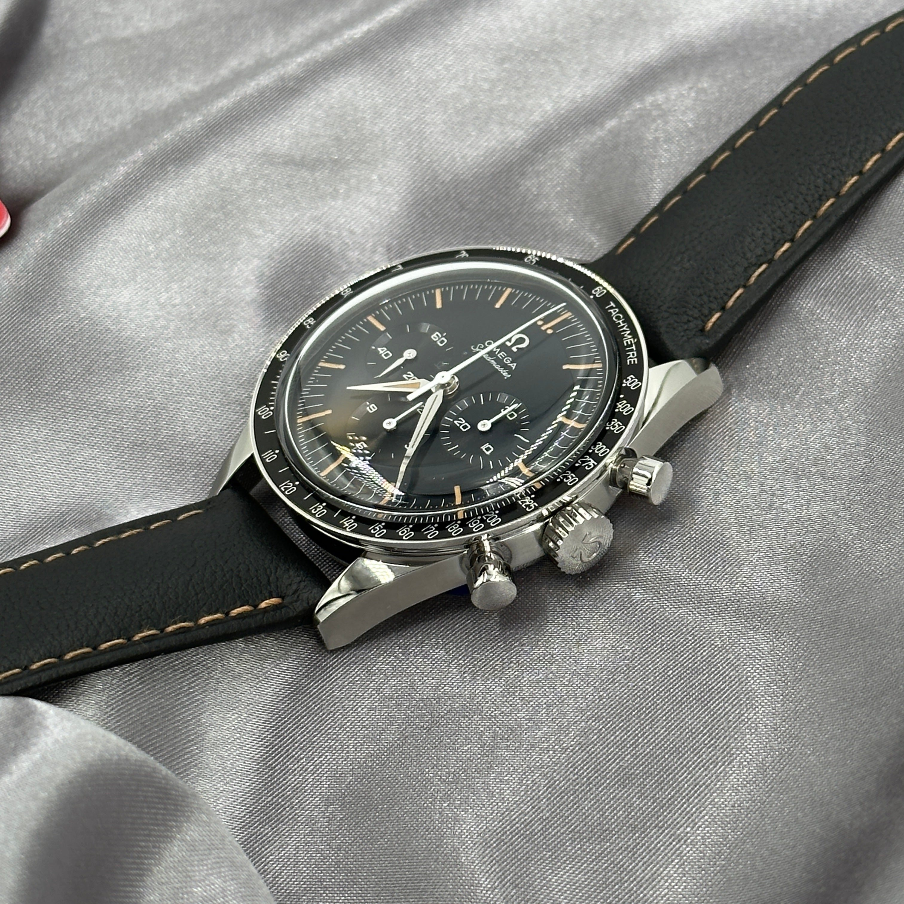 Omega Speedmaster First Omega In Space 39.7mm 310.32.40.50.06.001 2025 JHP