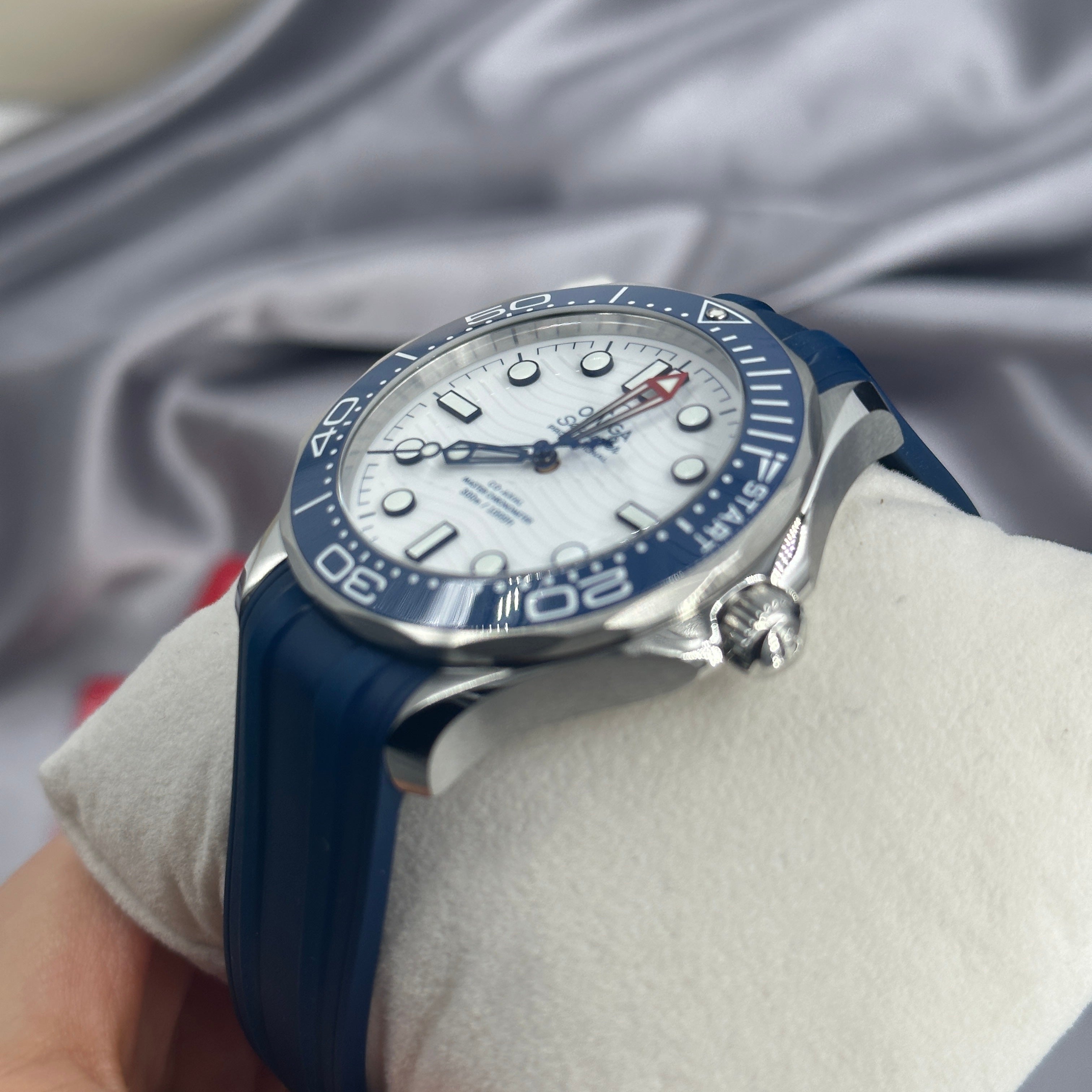 Omega Seamaster Diver 300M 42mm 210.32.42.20.04.002 2024