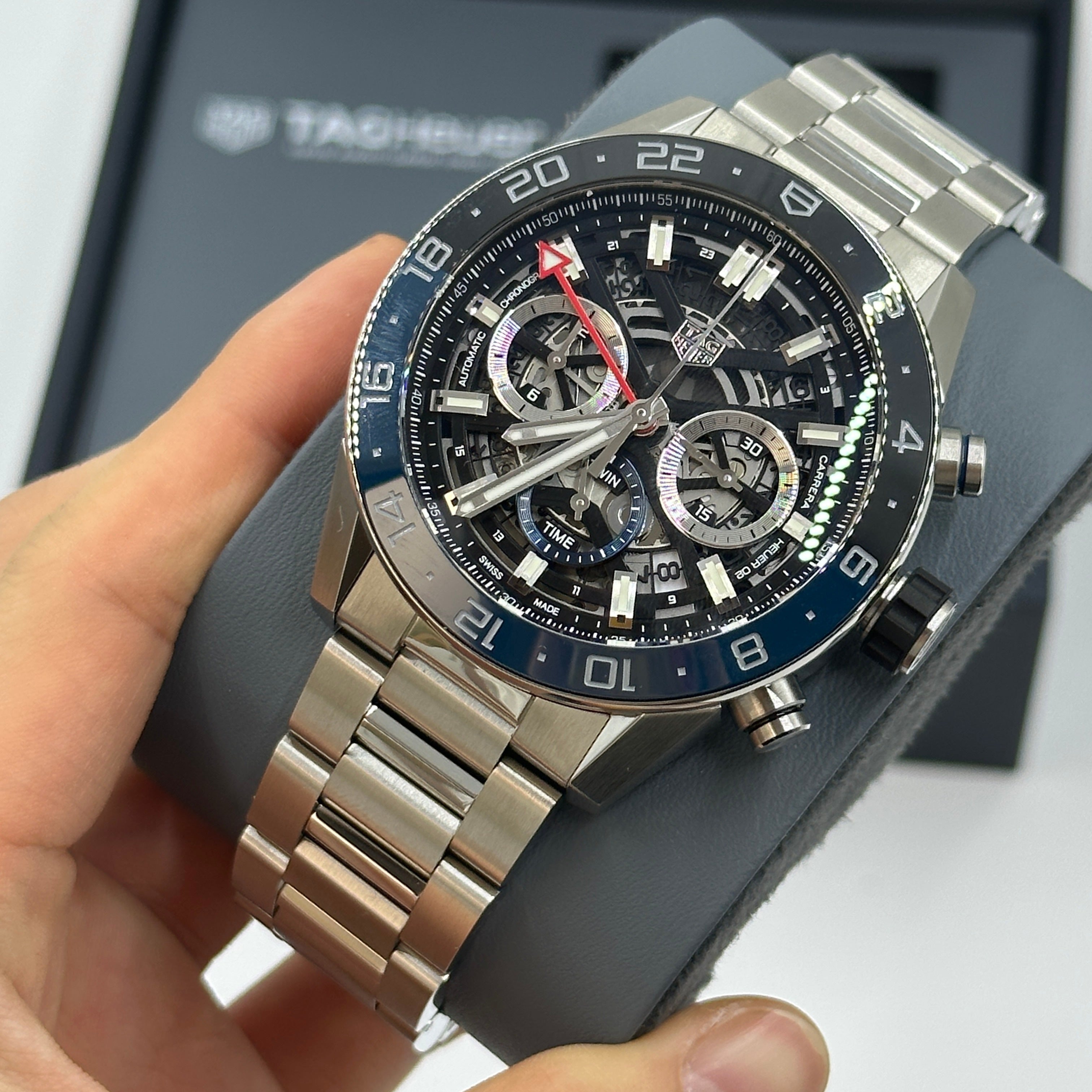TAG Heuer Carrera Chronograph Twin-Time 45mm CBG2A1Z.BA0658 2024