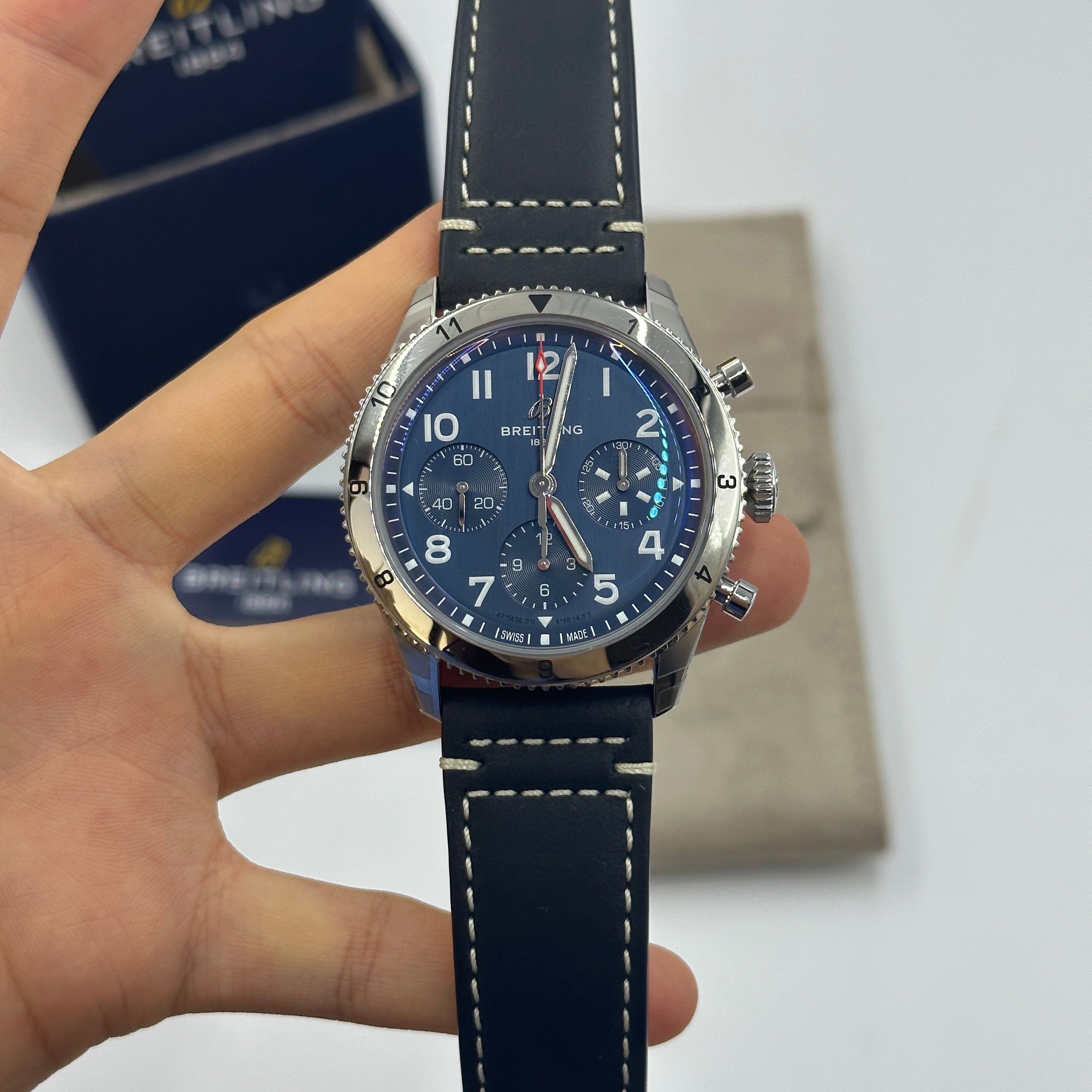 Breitling Classic AVI 42mm Chronograph 42 Tribute to Vought F4U Corsair A233801A1C1A1 2025