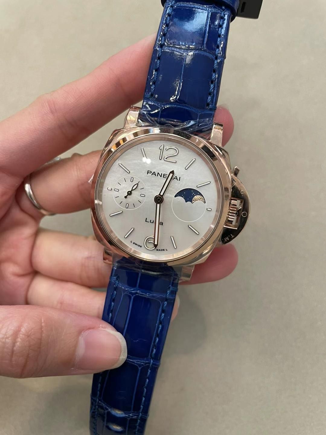 Panerai Luminor Due Luna Goldtech PAM01181