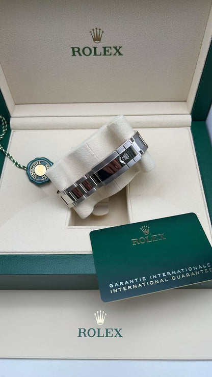 Rolex GMT-Master II 40mm 126729Vtnr 2025