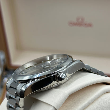 Omega Seamaster Aqua Terra Shades 38 mm 220.10.38.20.09.001 2025