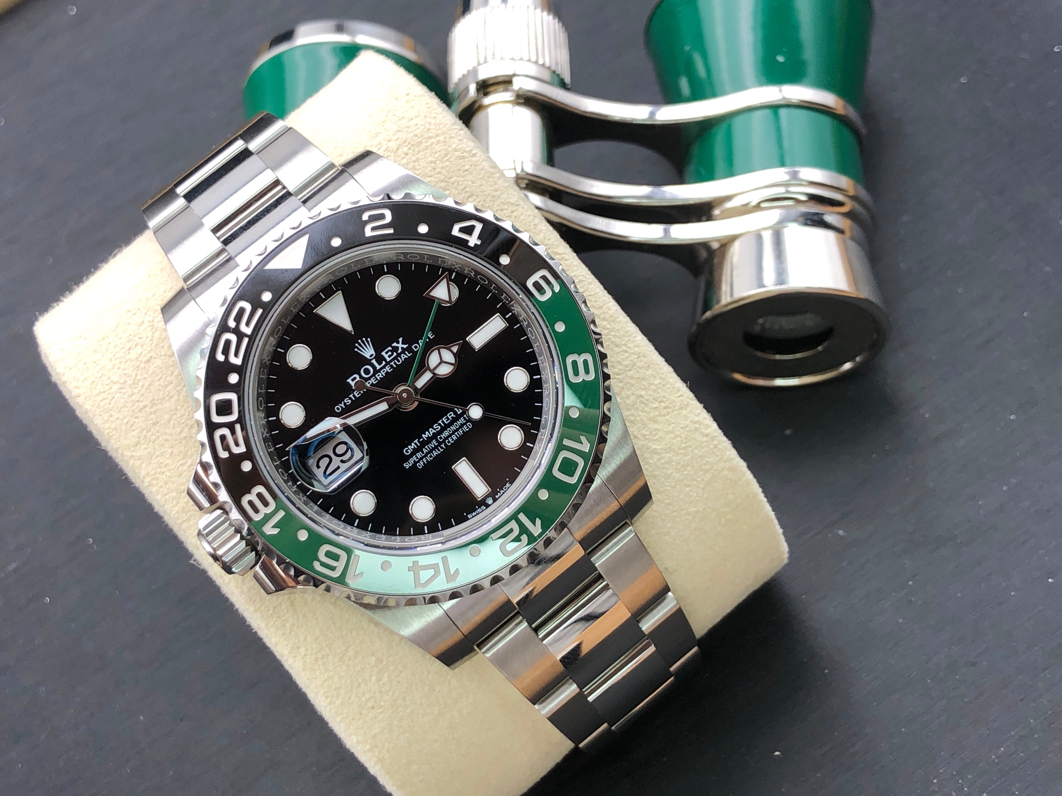 Rolex GMT-Master II 40mm 126720Vtnr Oyster 2024