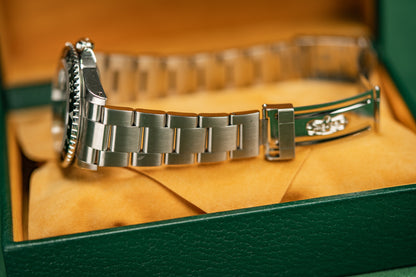 Rolex GMT-Master II 16710LN Black 2001