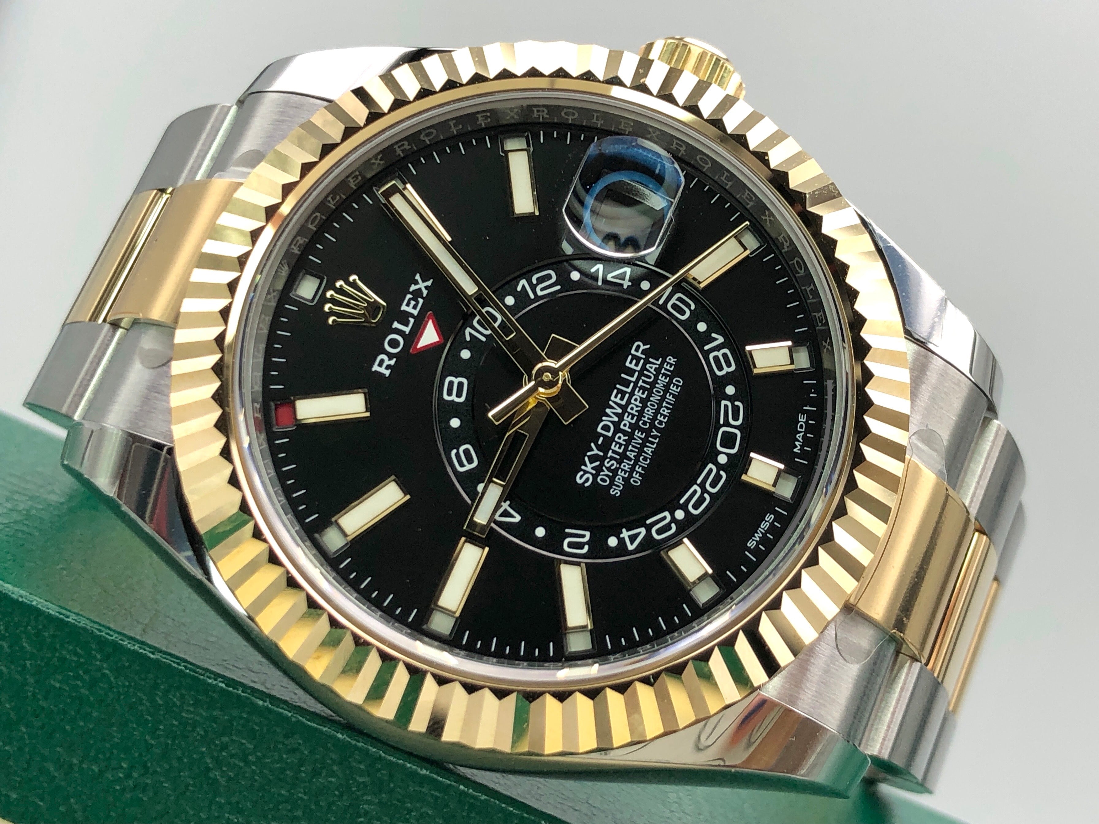 Rolex Sky-Dweller 42mm 326933 Black Oyster 2021