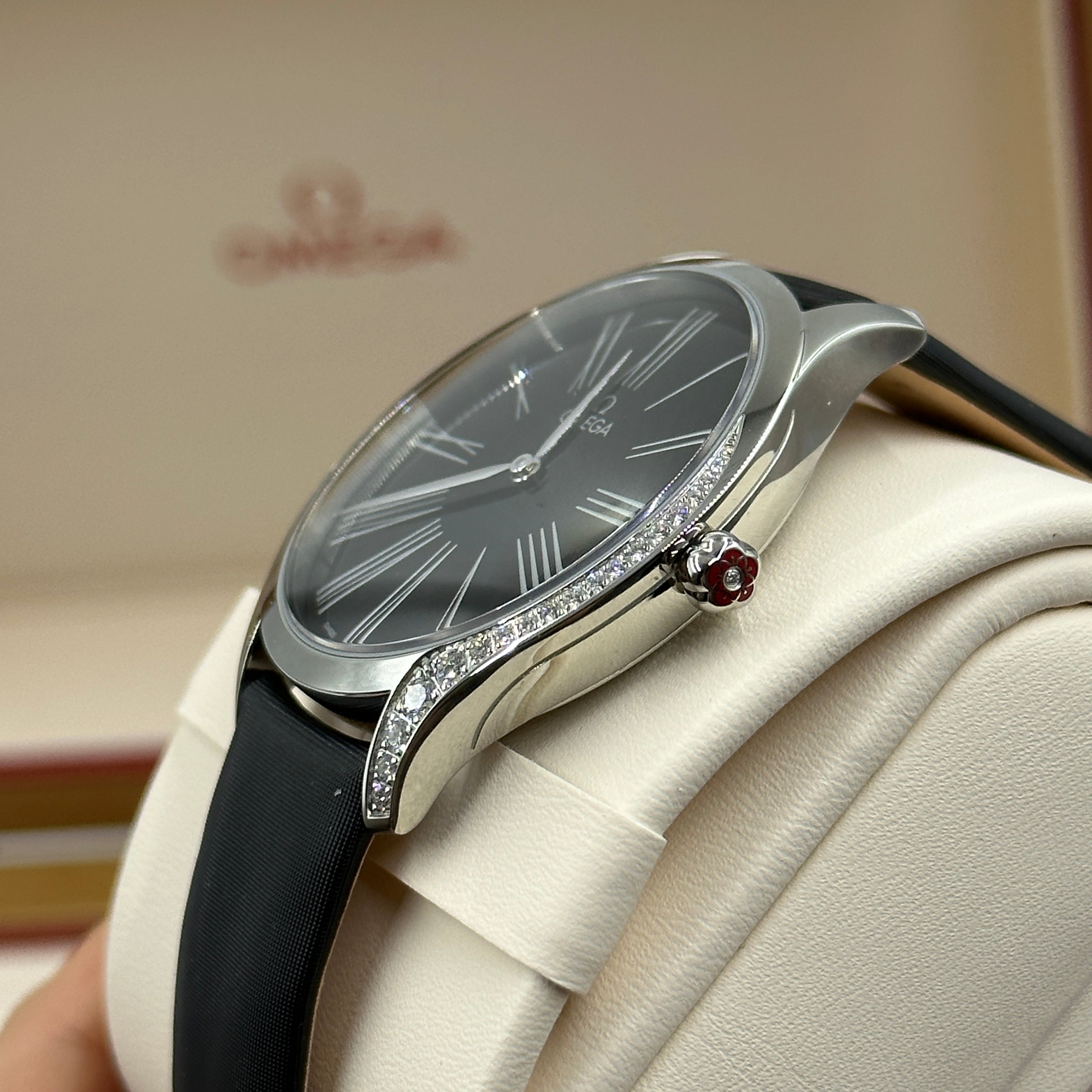 Omega De Ville Tresor 39 mm 428.17.39.60.01.001 2025