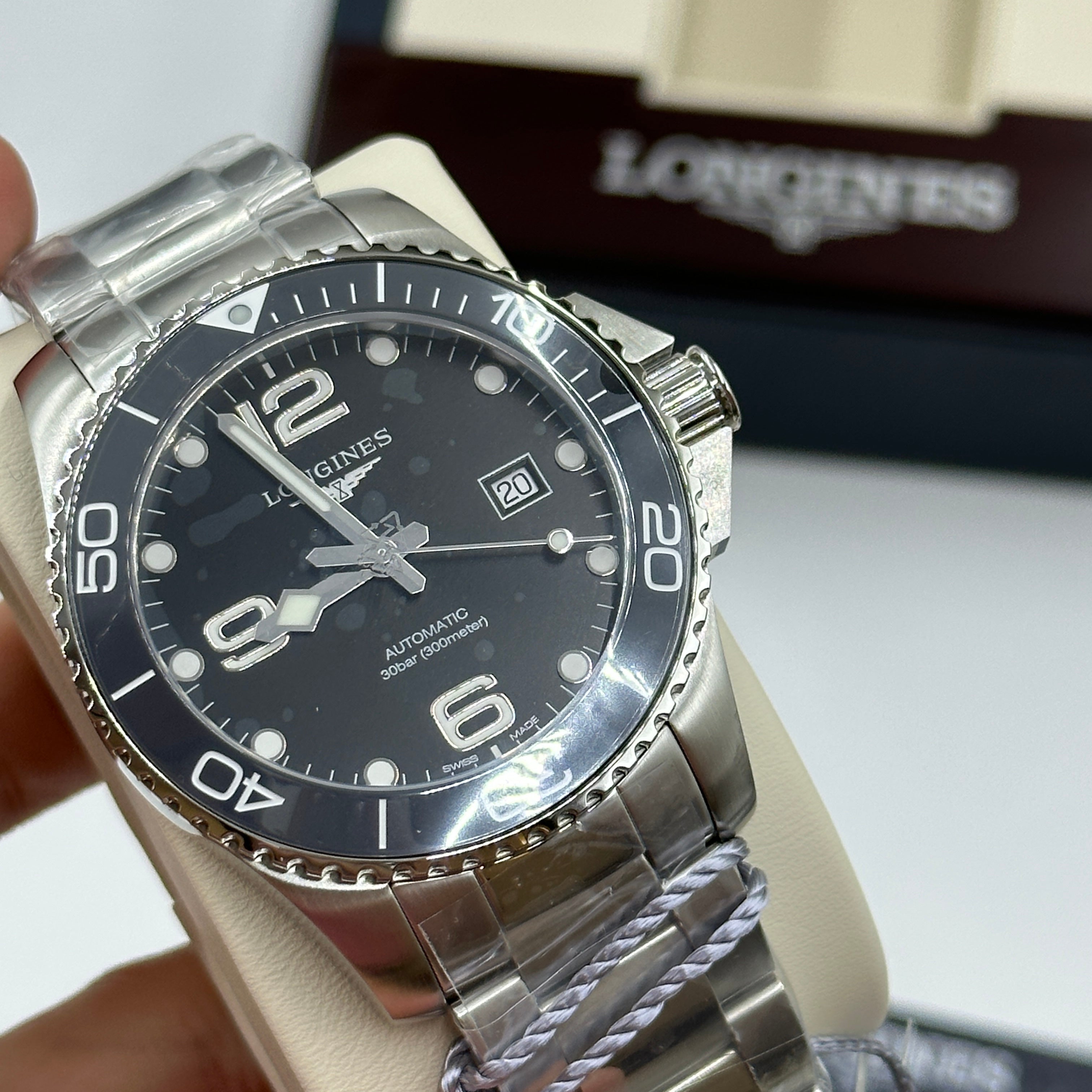 Longines HydroConquest 43mm L3.782.4.56.6 2025