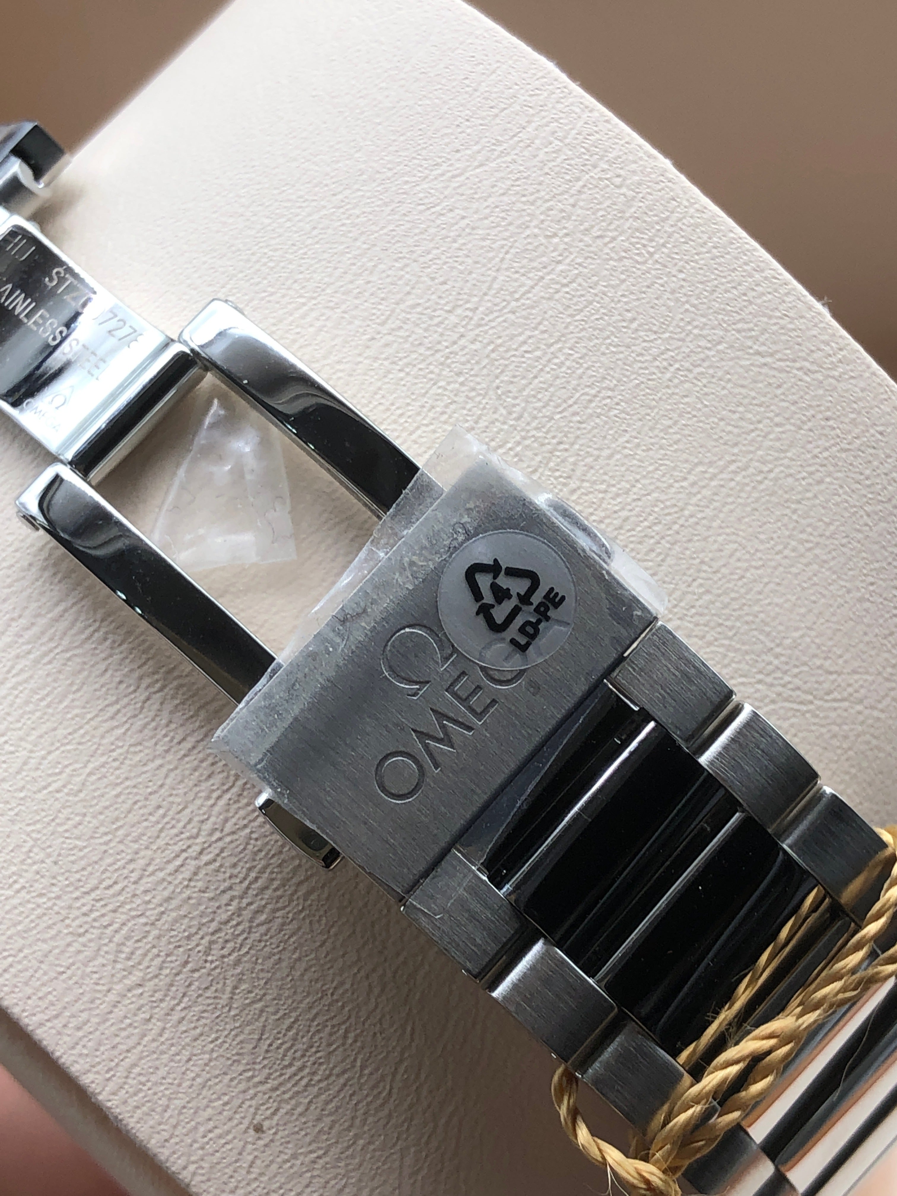 Omega Seamaster Aqua Terra 150M 38 mm 220.10.38.20.10.001 2022