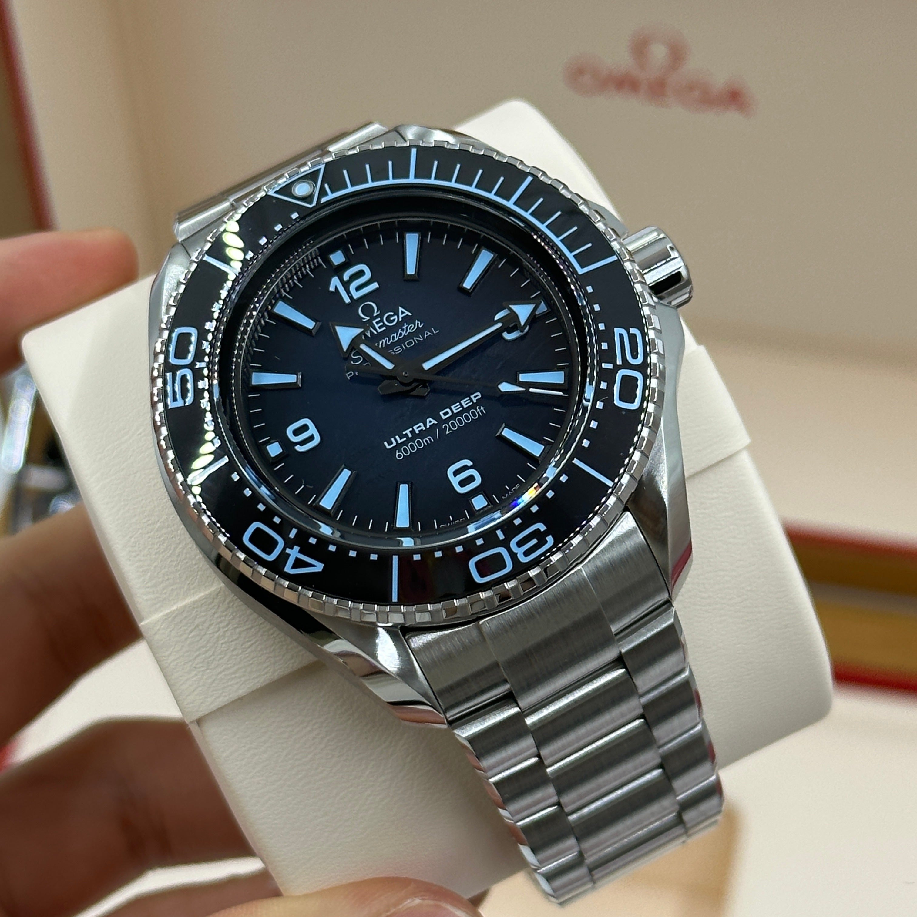 Omega Seamaster Planet Ocean 6000M 45.5 mm 215.30.46.21.03.002 2024