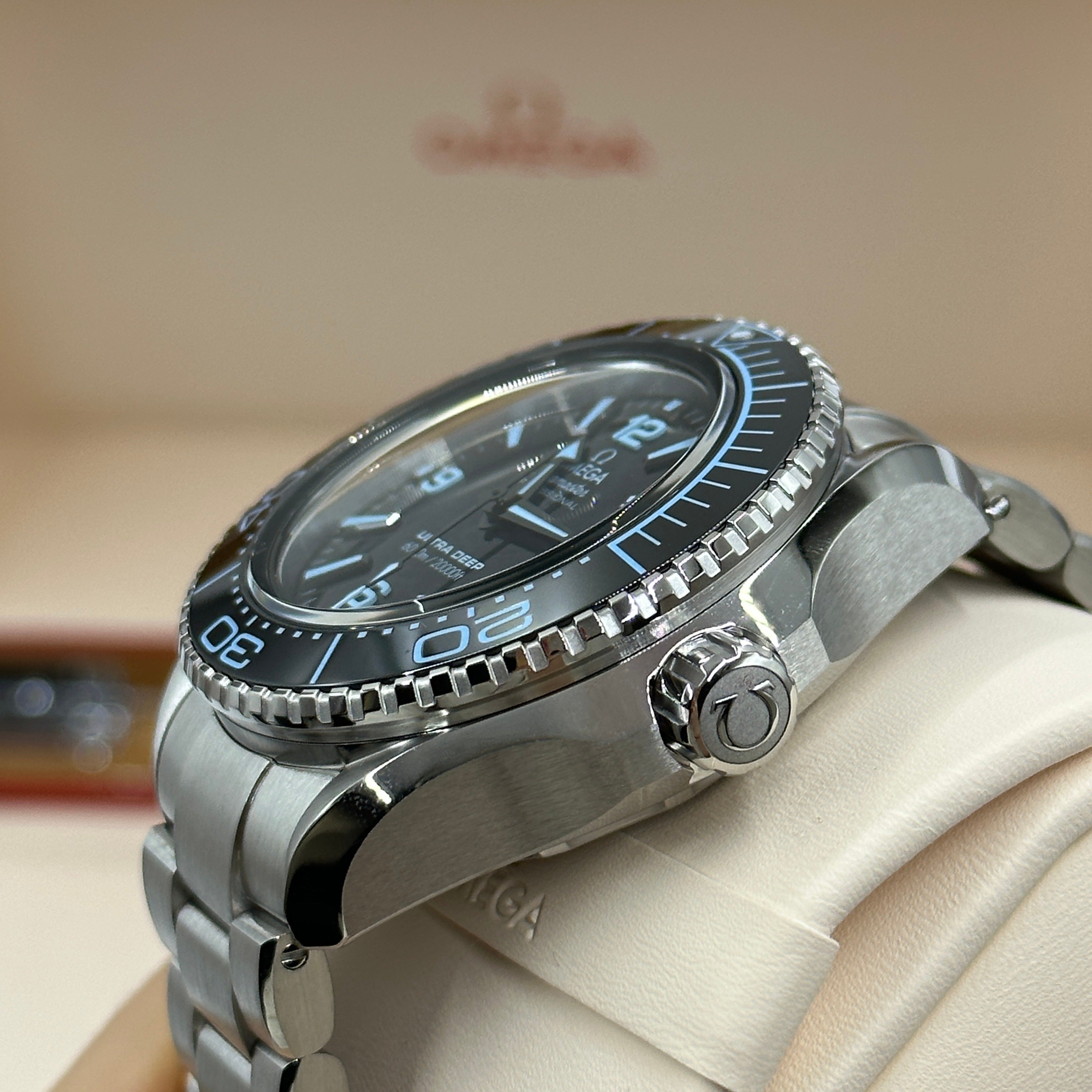 Omega Seamaster Planet Ocean 6000M 45.5 mm 215.30.46.21.03.002 2024