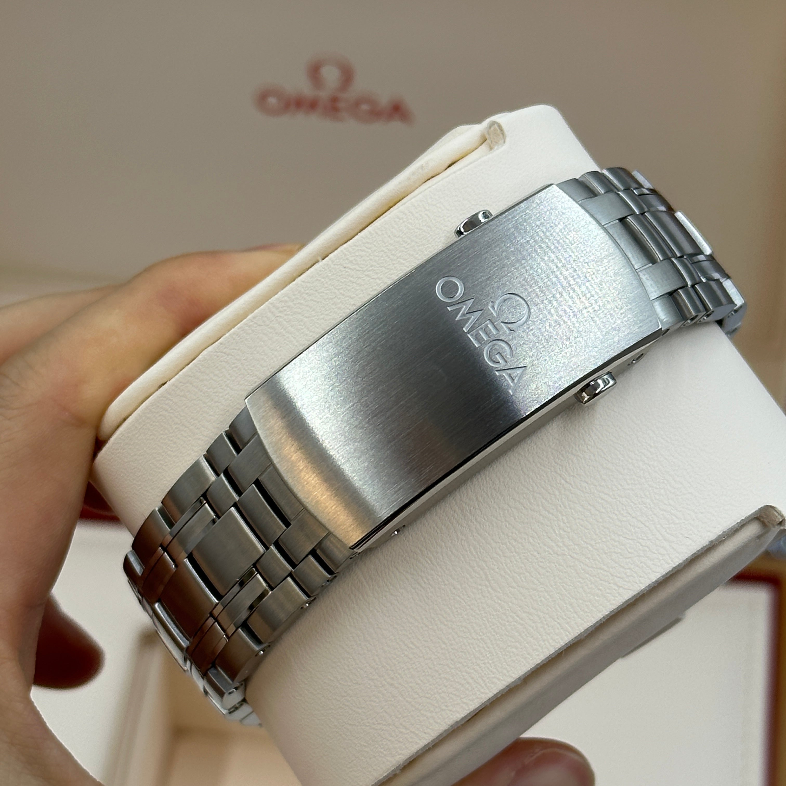 Omega Seamaster Diver 300M 42mm 210.30.42.20.03.003 2023