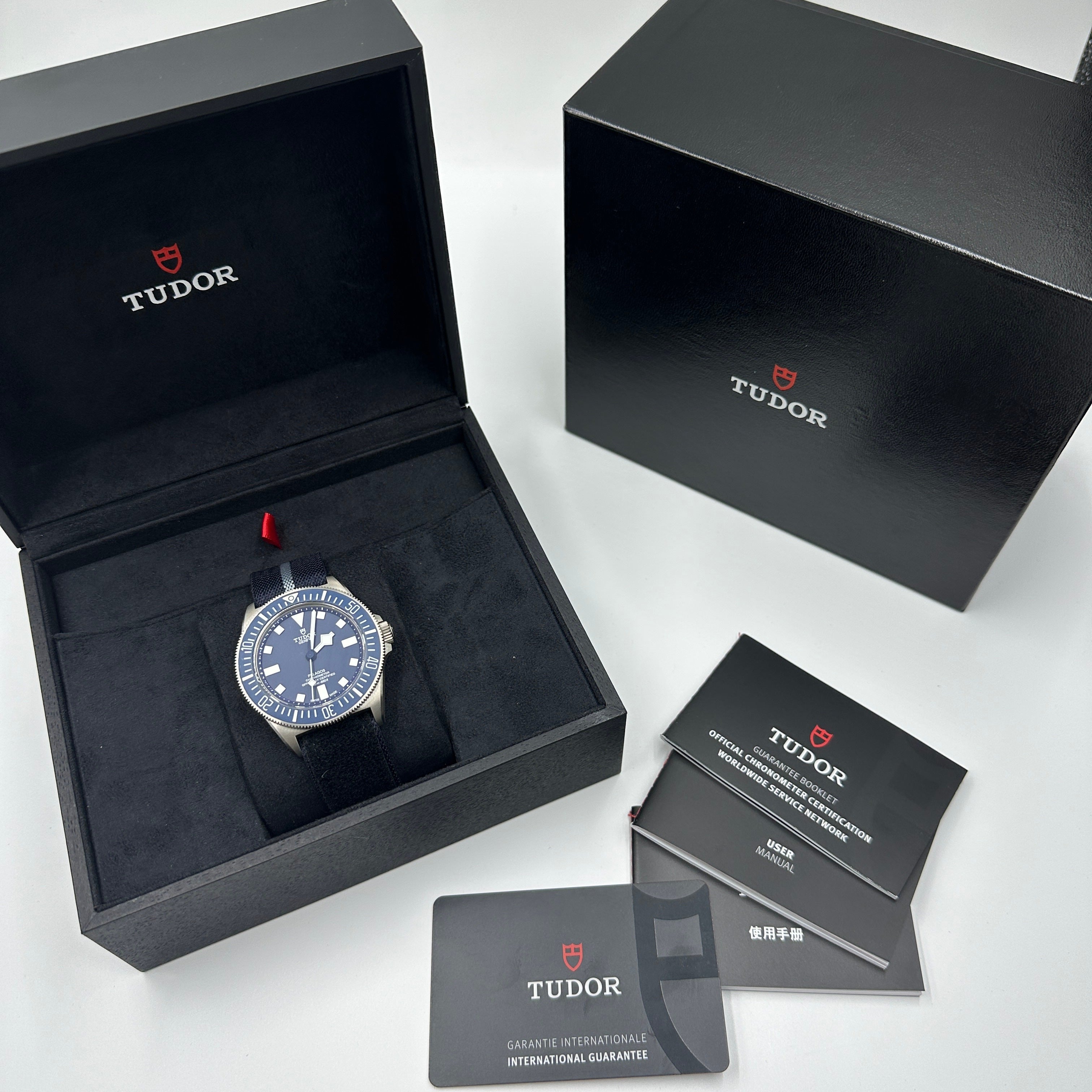 Tudor Pelagos FXD 42mm 25707B/23-0001 Blue Fabric 2024