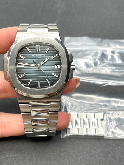 Patek Philippe Nautilus 5711/1A‑010 Steel 40 mm Blue Dial