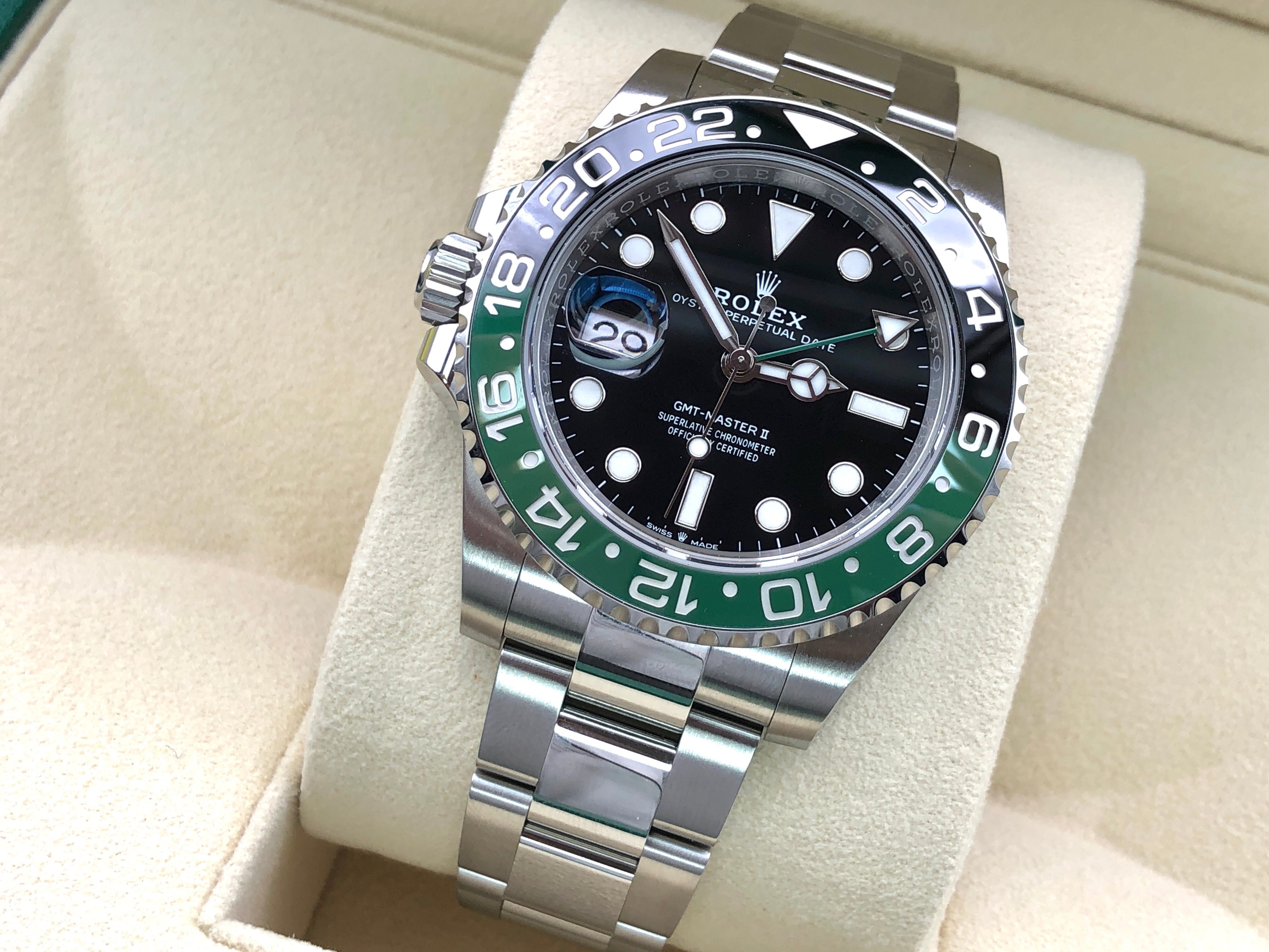 Rolex GMT-Master II 40mm 126720Vtnr Oyster 2024