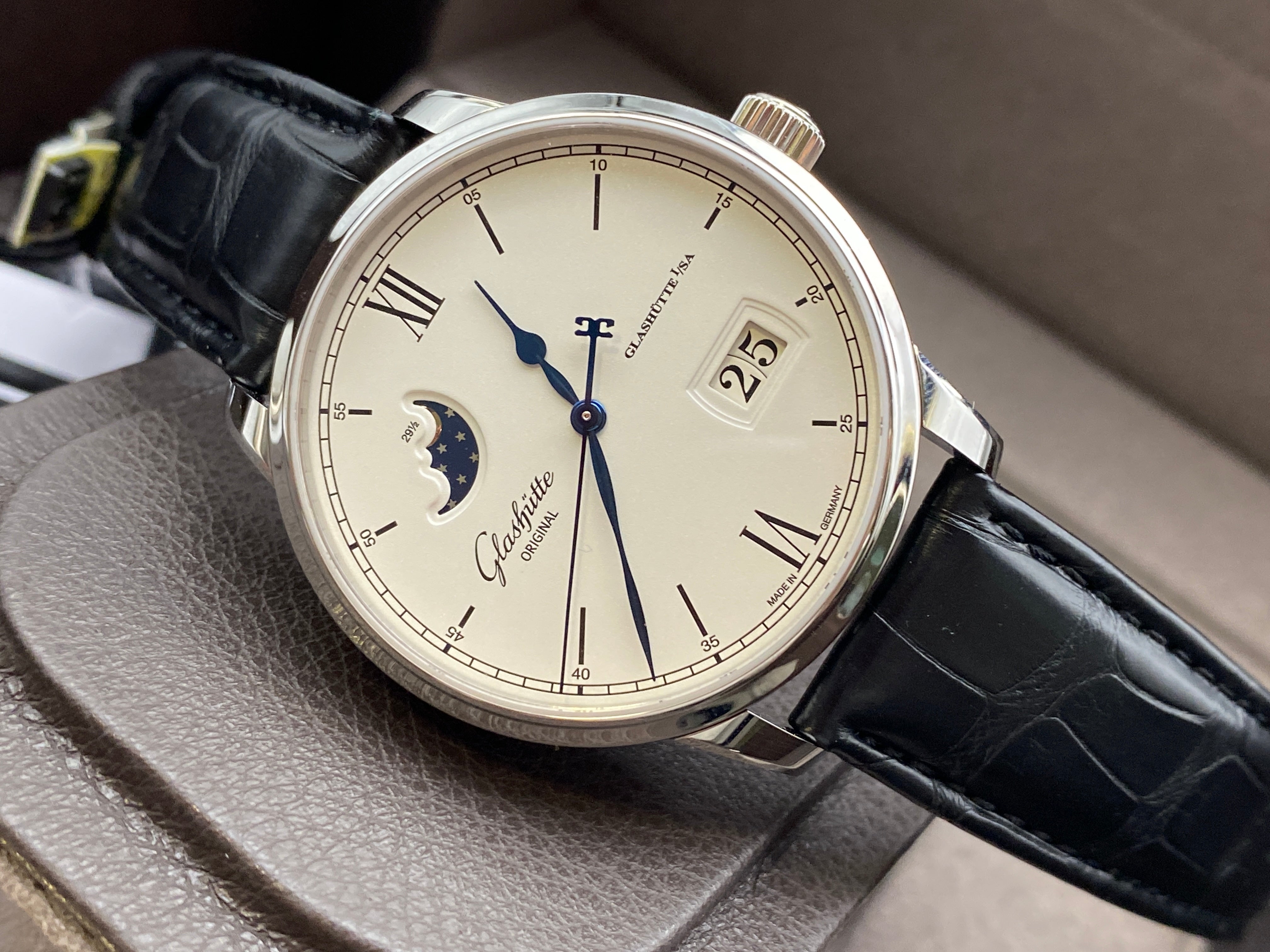 Glashütte Original Senator Excellence 40mm Panorama Date Moon Phase 1-36-04-01-02-61 2022