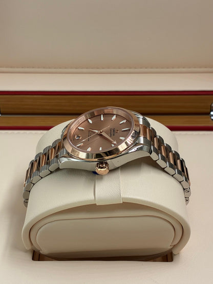 Omega Sedna™ gold - 220.20.34.20.10.001