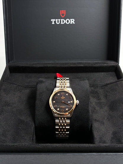 Tudor 1926 | M91351-0004