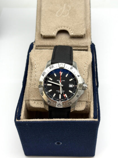 Breitling Avenger Automatic GMT 44  A32320101B1X1