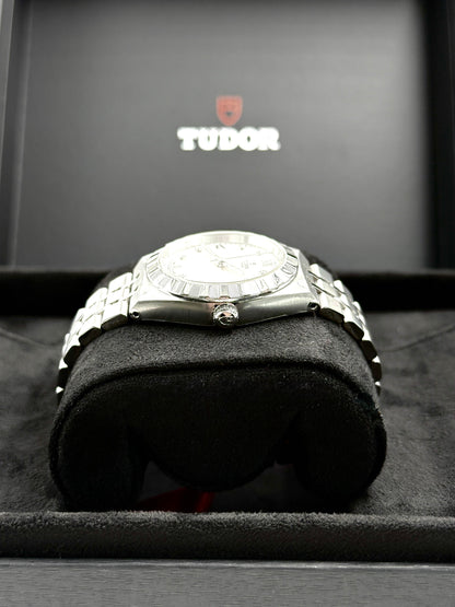 TUDOR Royal  M28400-0002