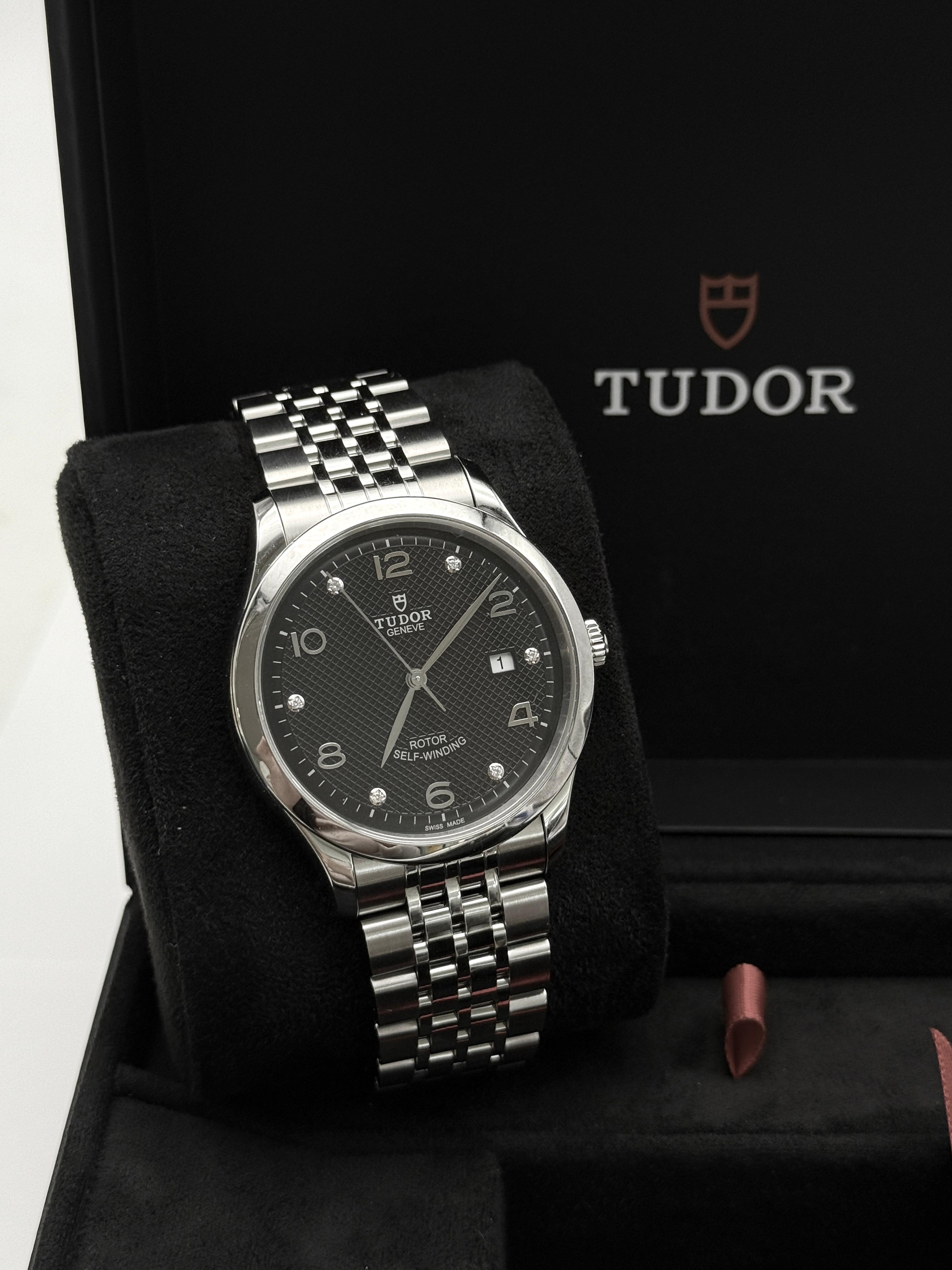 TUDOR 1926 M91650-0004