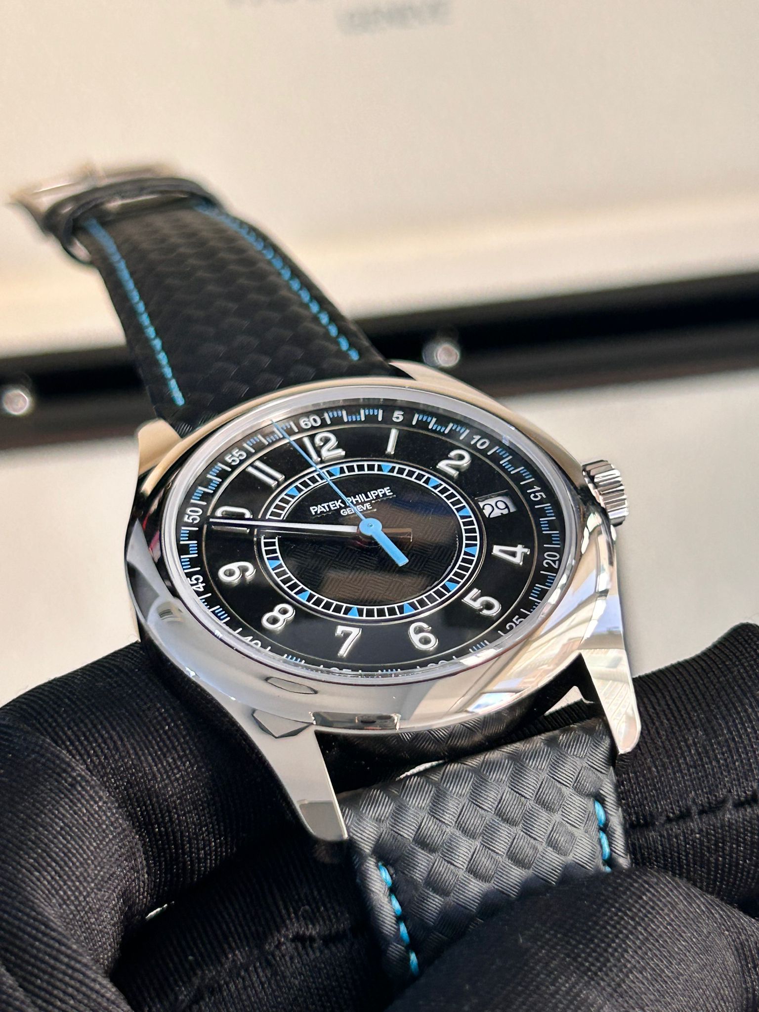 Patek Philippe Calatrava 6007G-011
