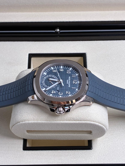 Patek Philippe Aquanaut 5164G-001  2025