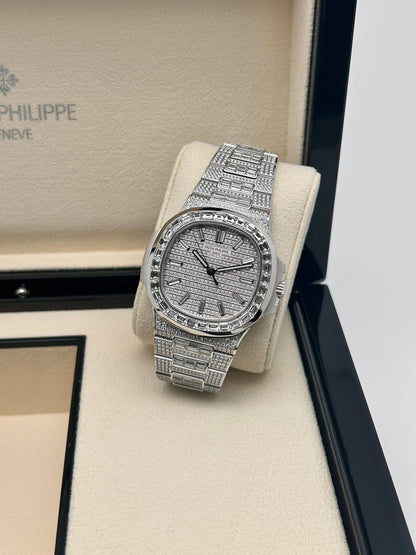 Patek Philippe Nautilus  ref. 5811/1460G-001 White Gold